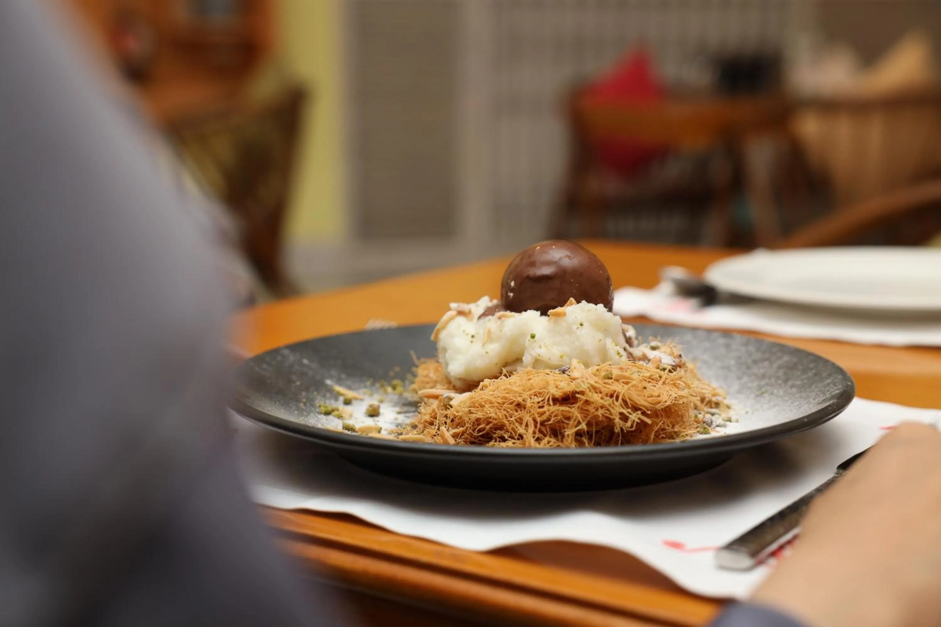 Restaurant/places to eat in Kempinski Al Othman Hotel Al Khobar