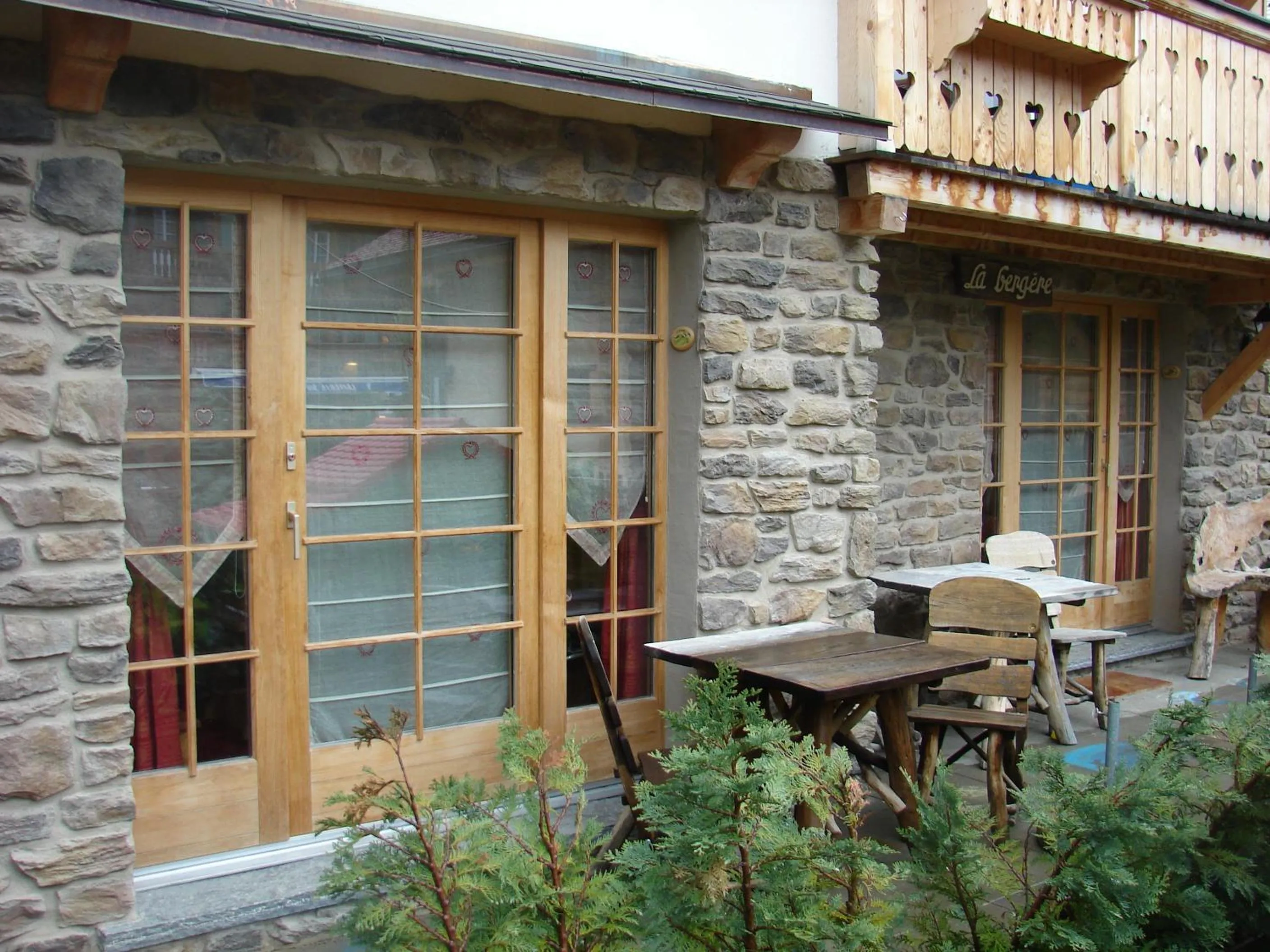 Patio in Auberge de la poste