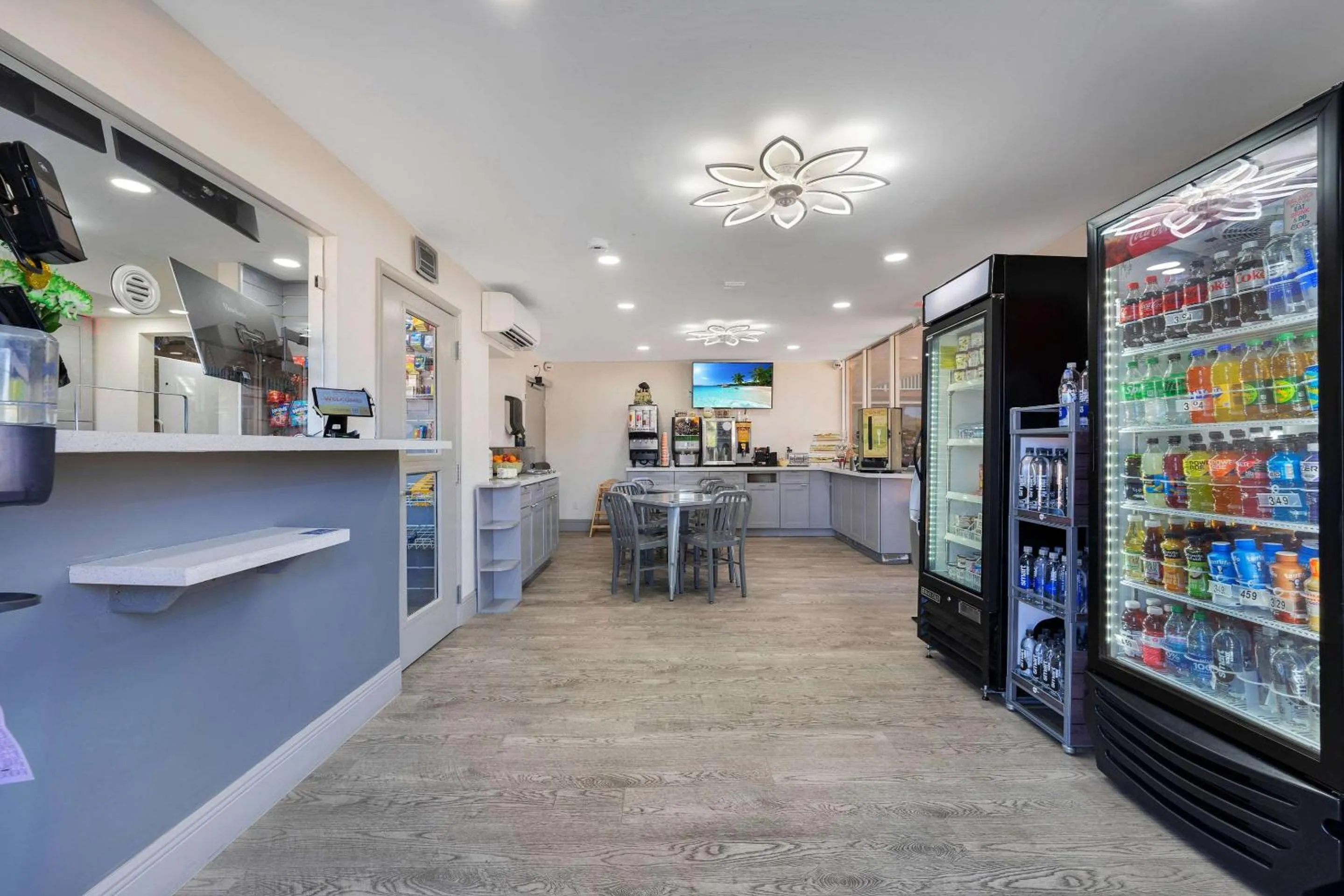 Lobby or reception in Quality Inn & Suites Airport-Cruise Port Hollywood