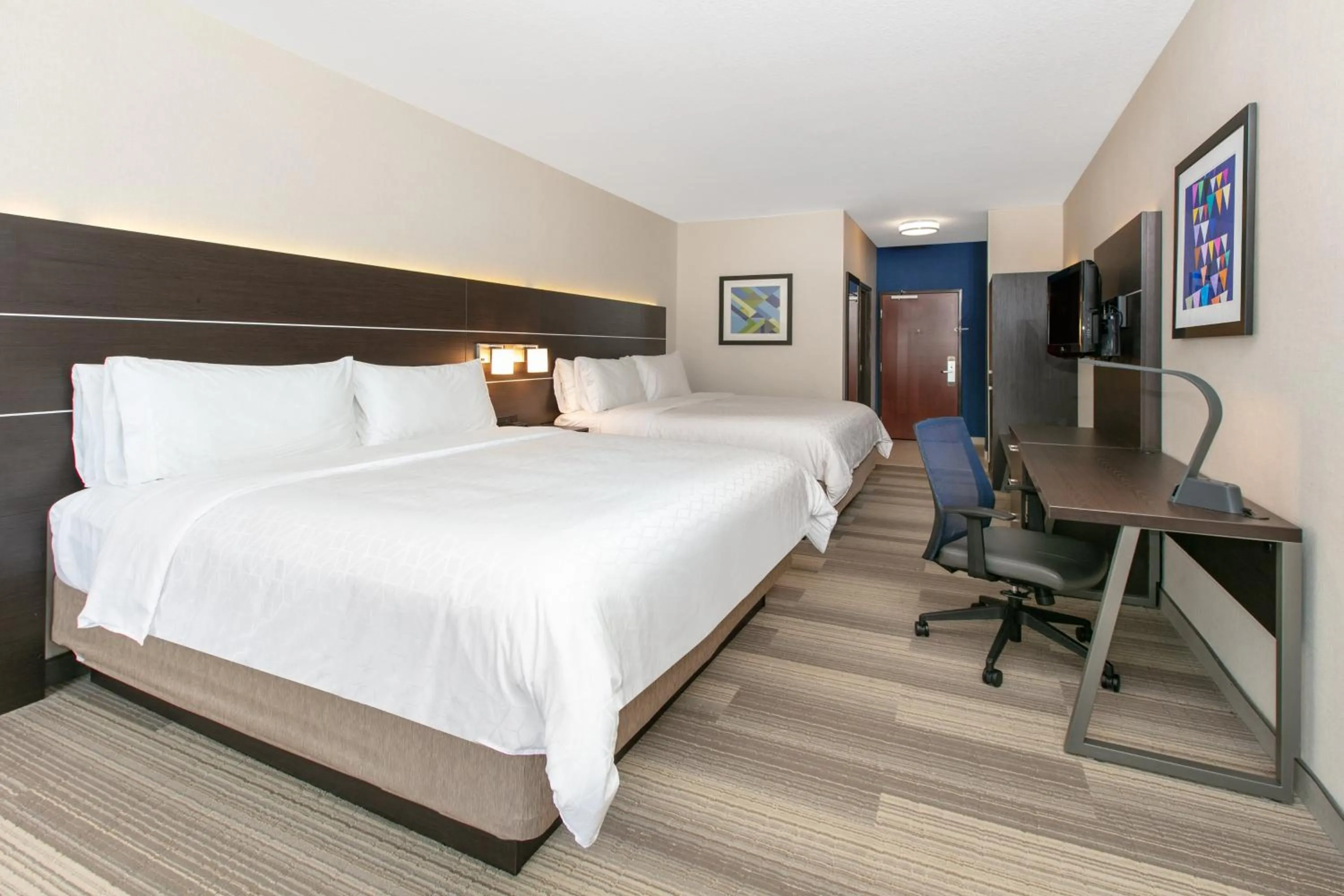 Photo of the whole room, Bed in Holiday Inn Express Hotel & Suites Seaside Convention Center by IHG