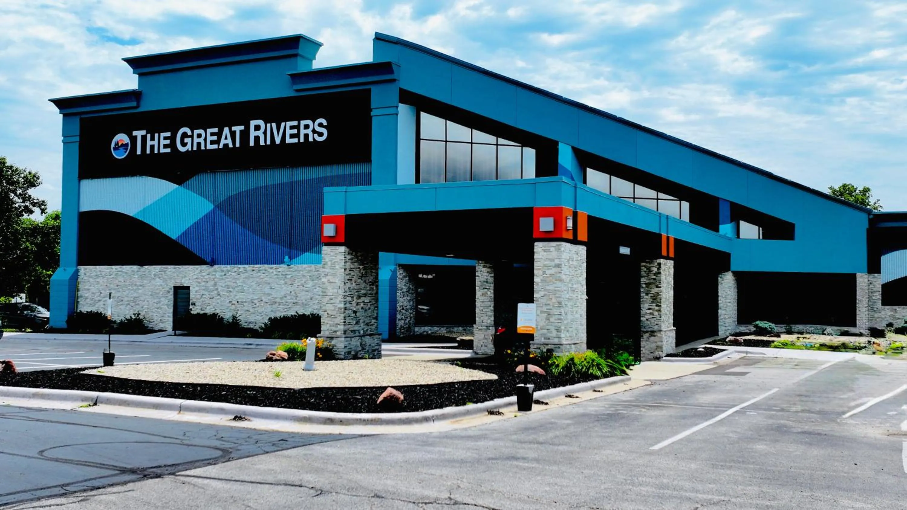 Facade/entrance in The Great Rivers, an Ascend Collection Hotel