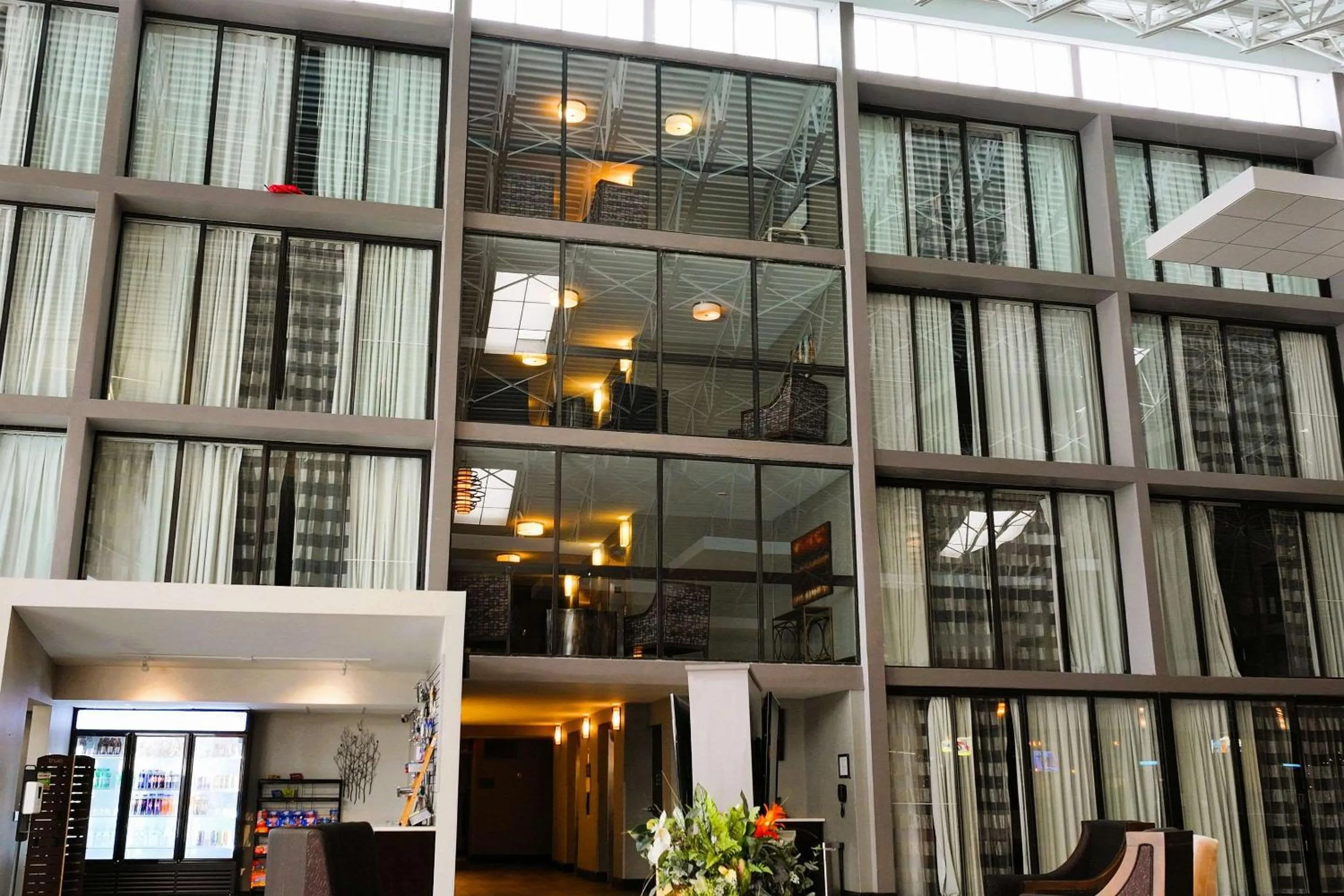 Lobby or reception in Best Western Premier Alton-St Louis