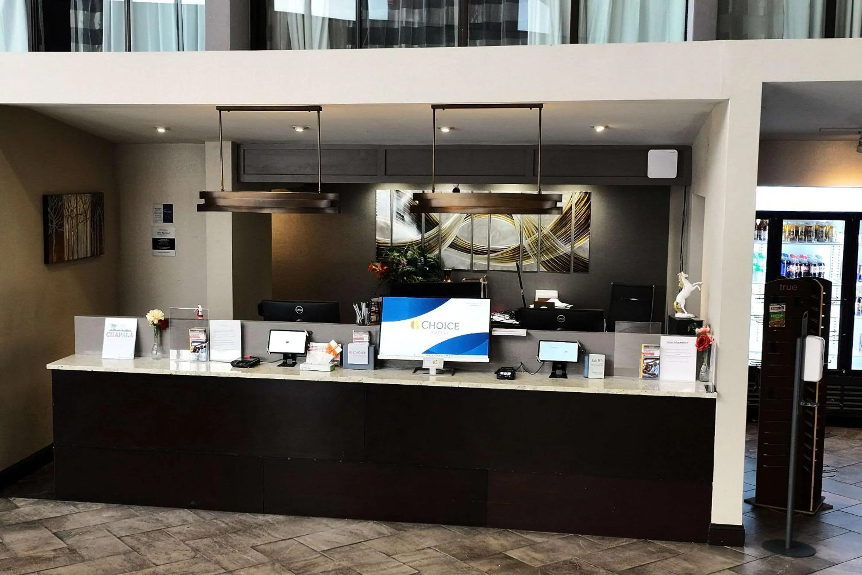 Lobby or reception in Best Western Premier Alton-St Louis