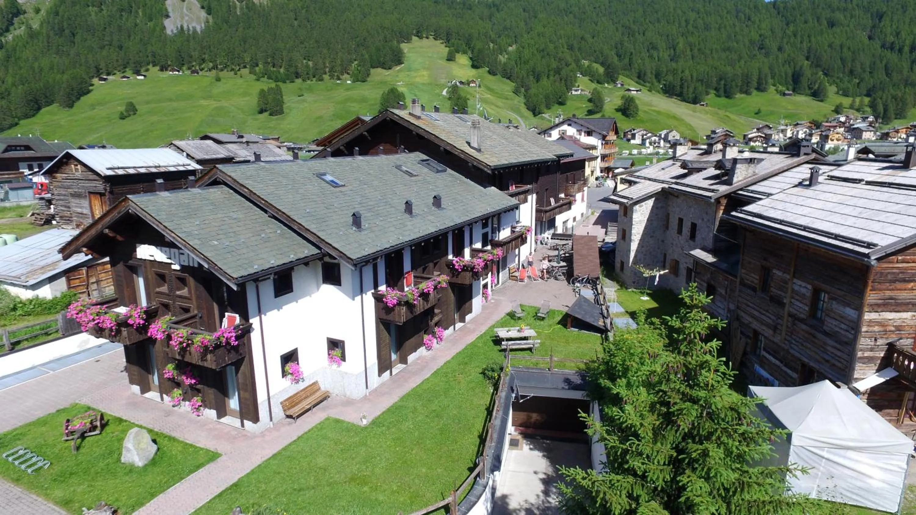 Property building in Residence Nevegall