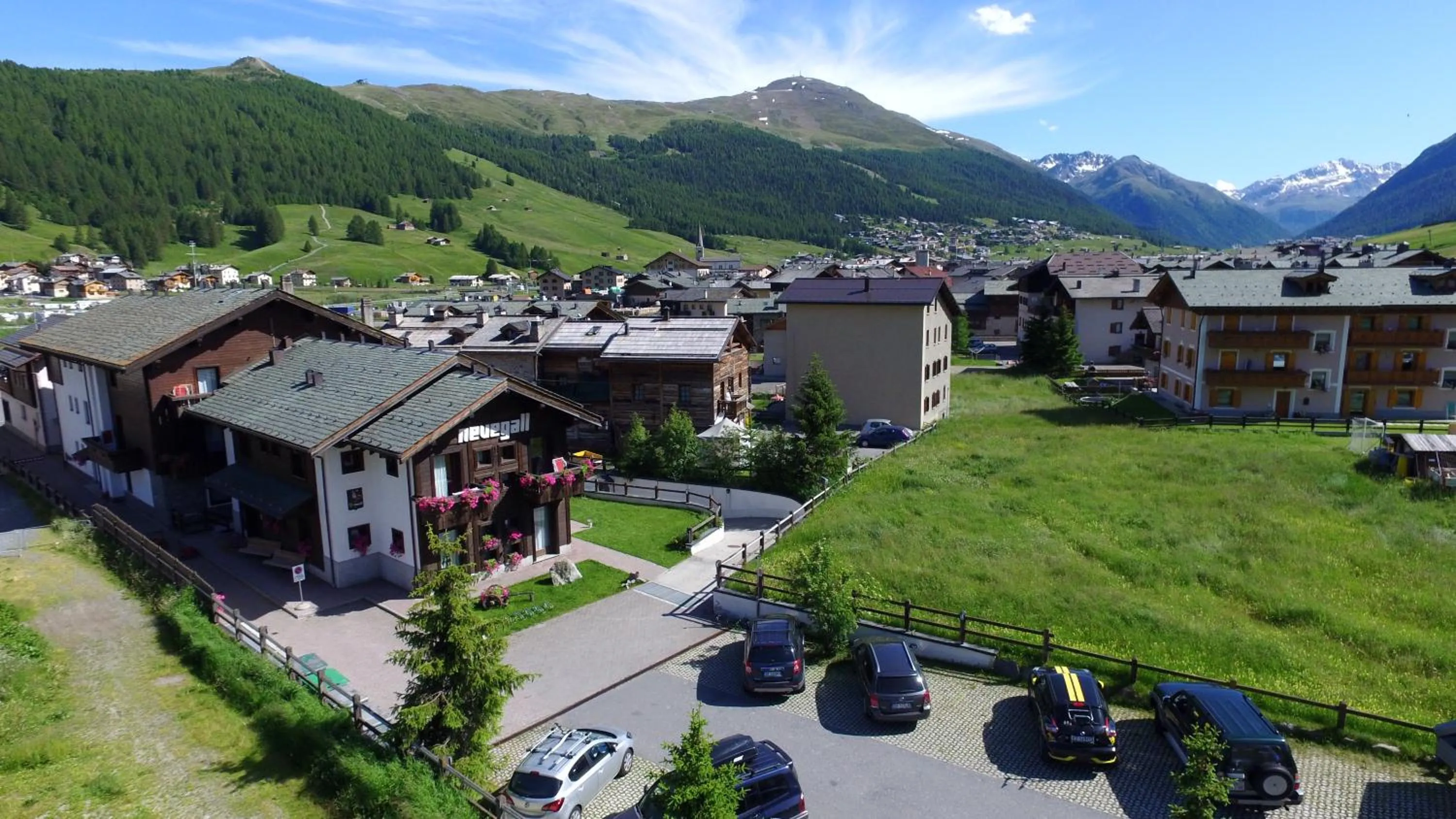 Property building in Residence Nevegall