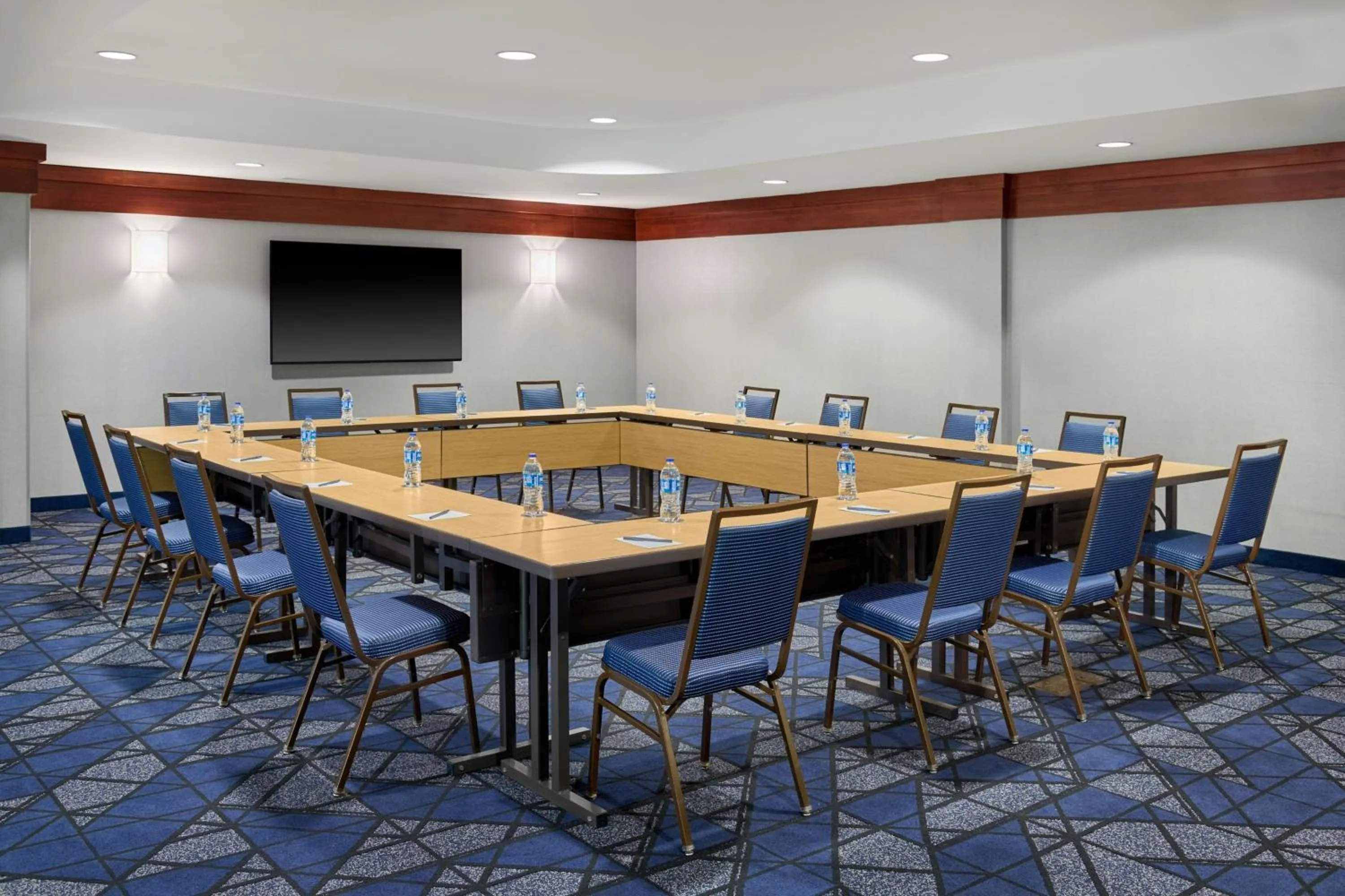 Meeting/conference room in Courtyard by Marriott Kansas City Shawnee