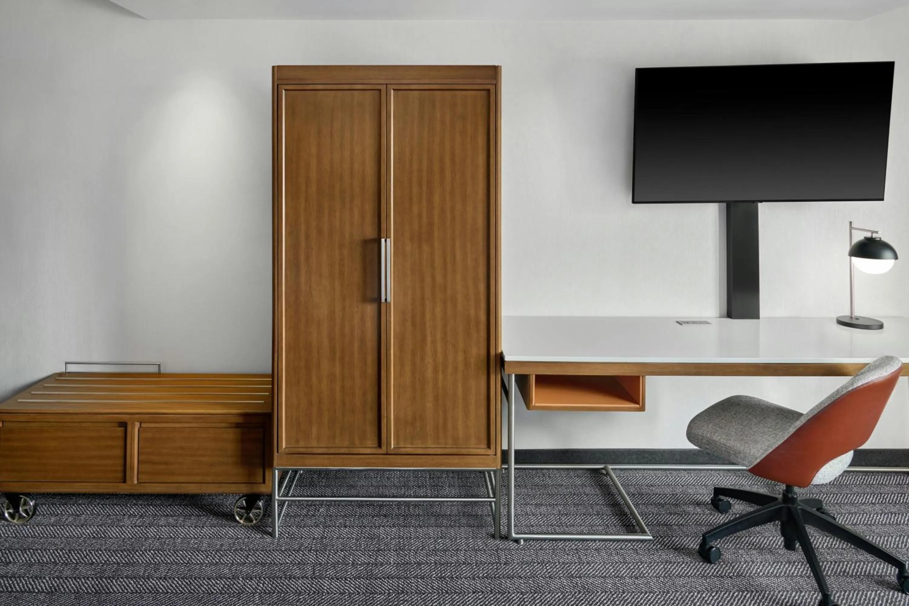 Photo of the whole room in Courtyard by Marriott Kansas City Shawnee