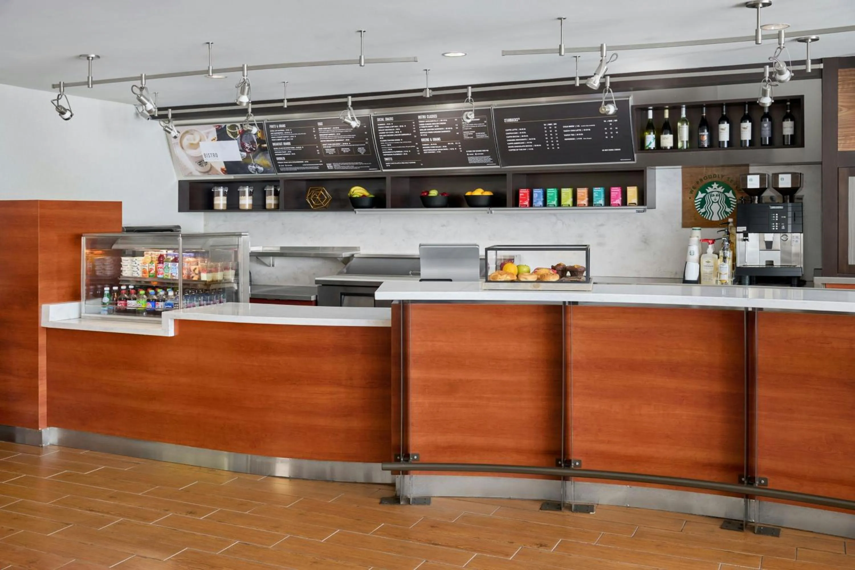 Restaurant/places to eat in Courtyard by Marriott Kansas City Shawnee