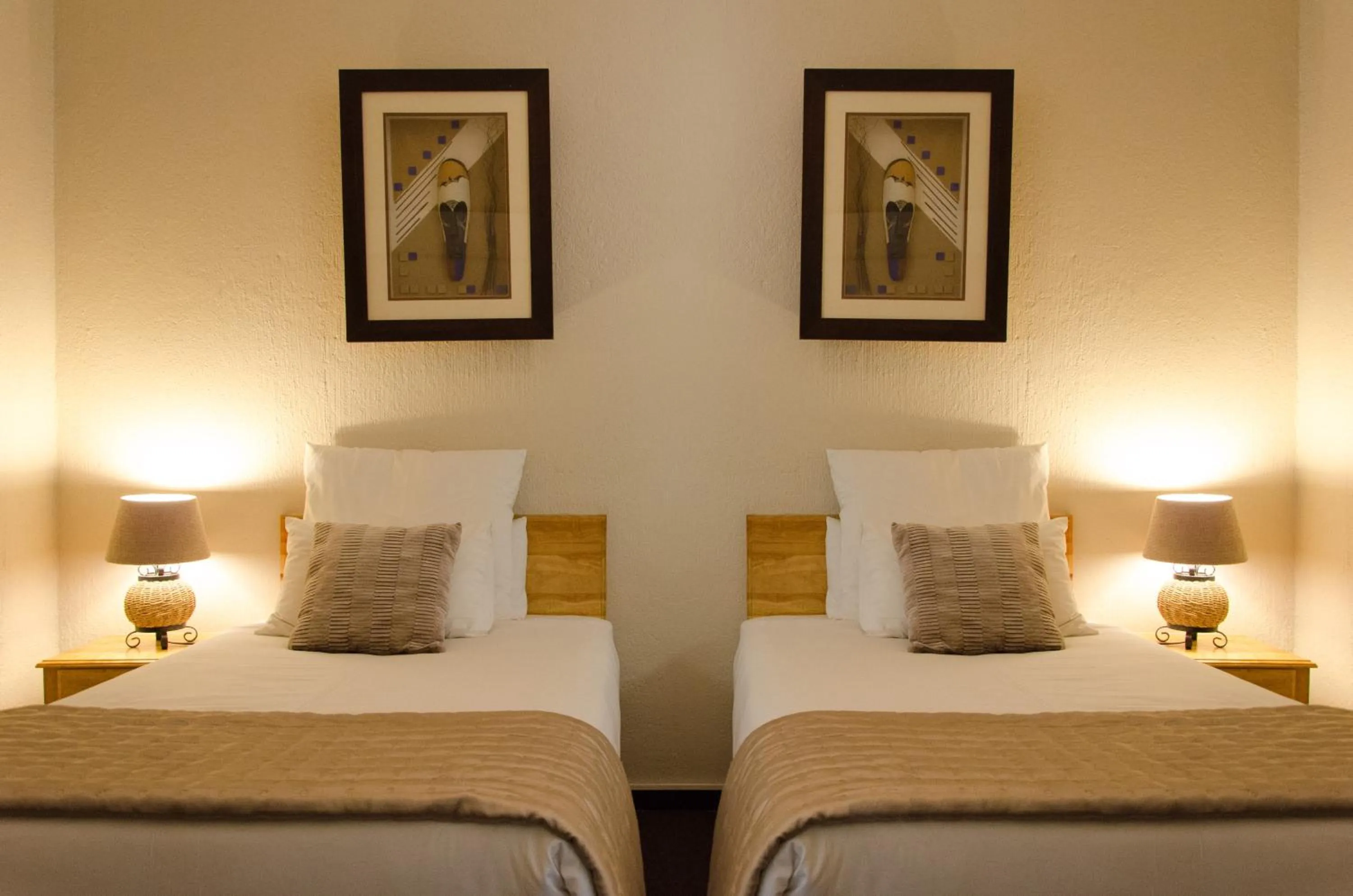 Bed in Nelspruit Lodge