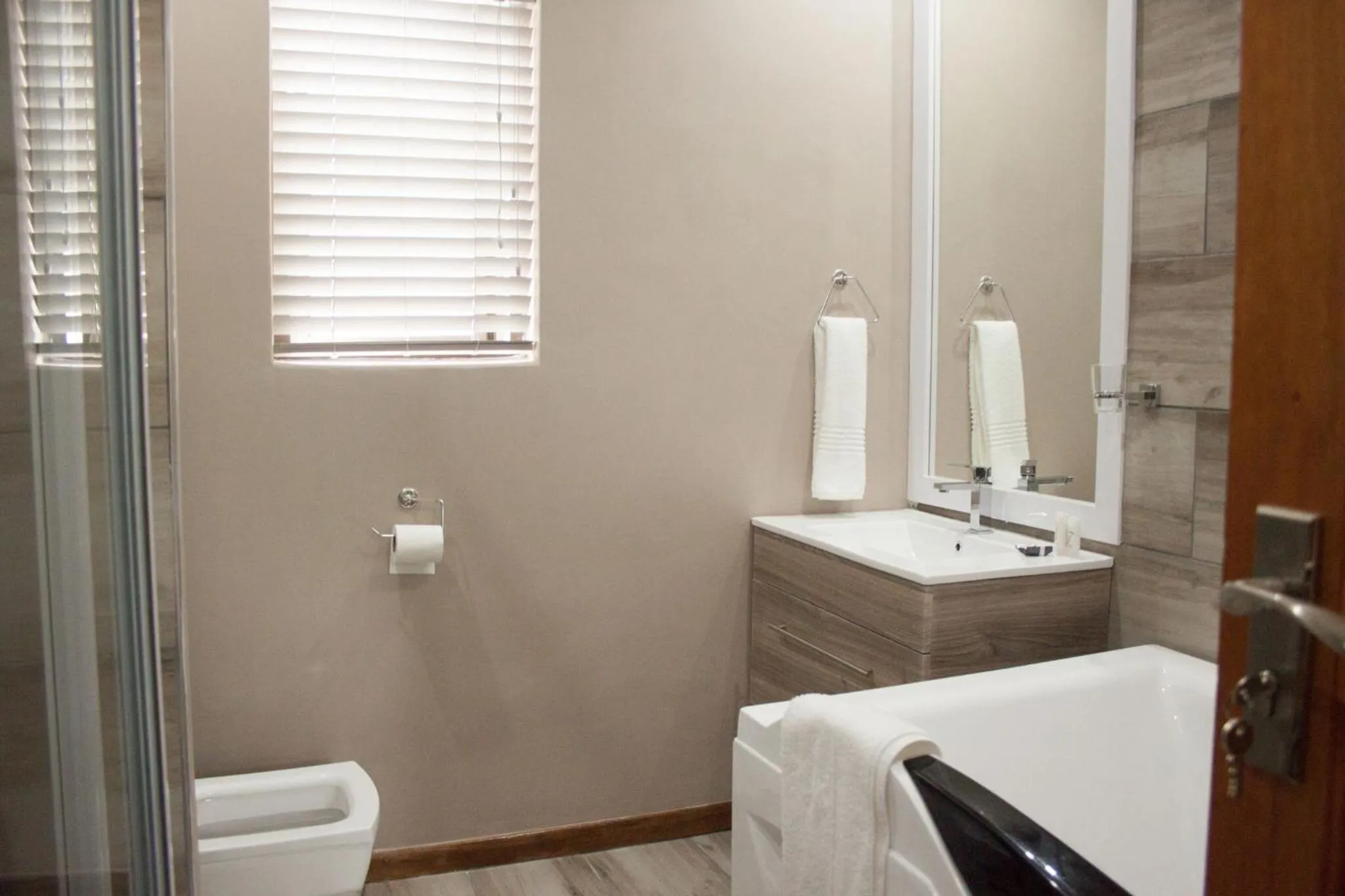 Bathroom in Nelspruit Lodge