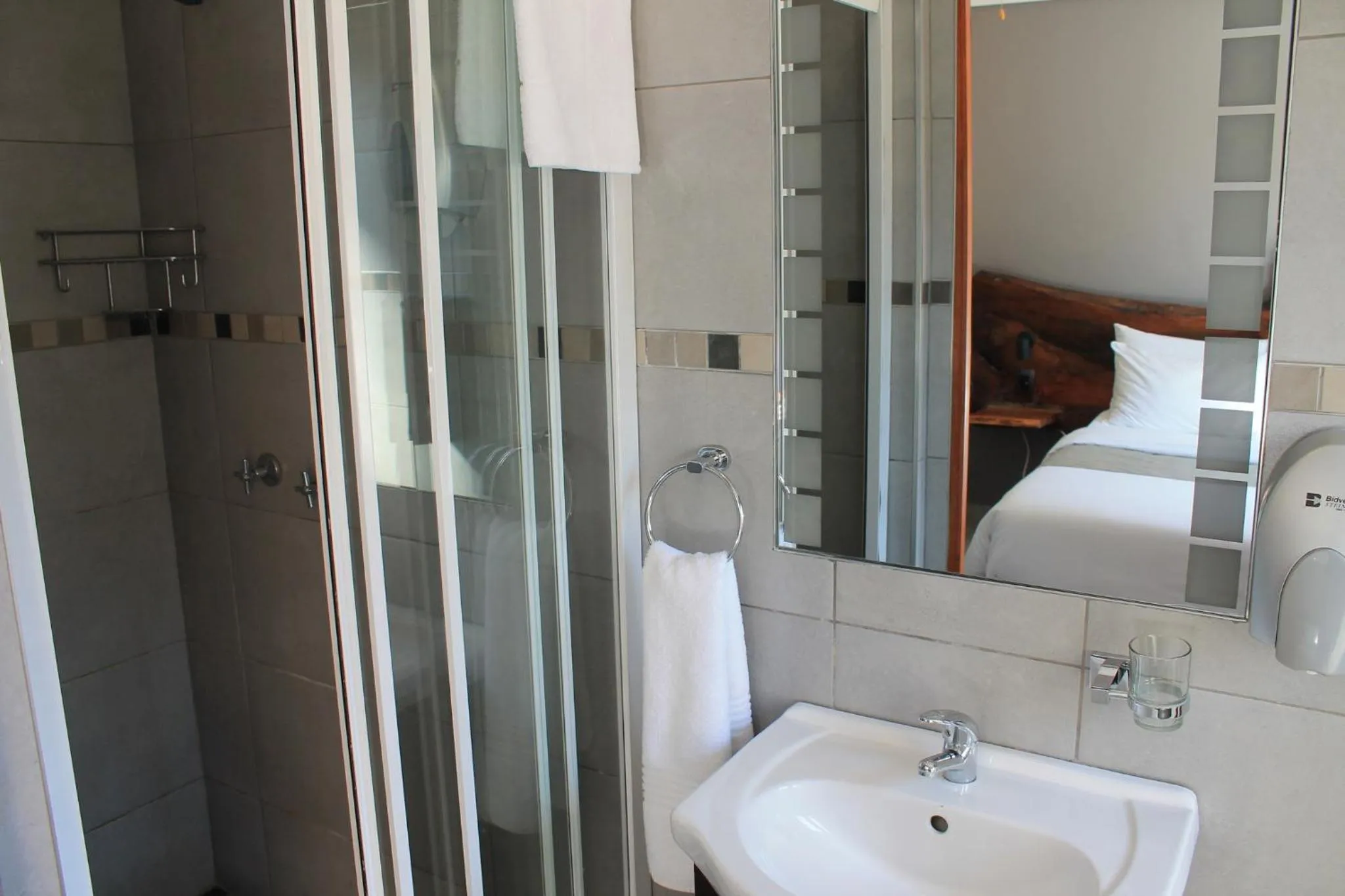 Bathroom in Nelspruit Lodge