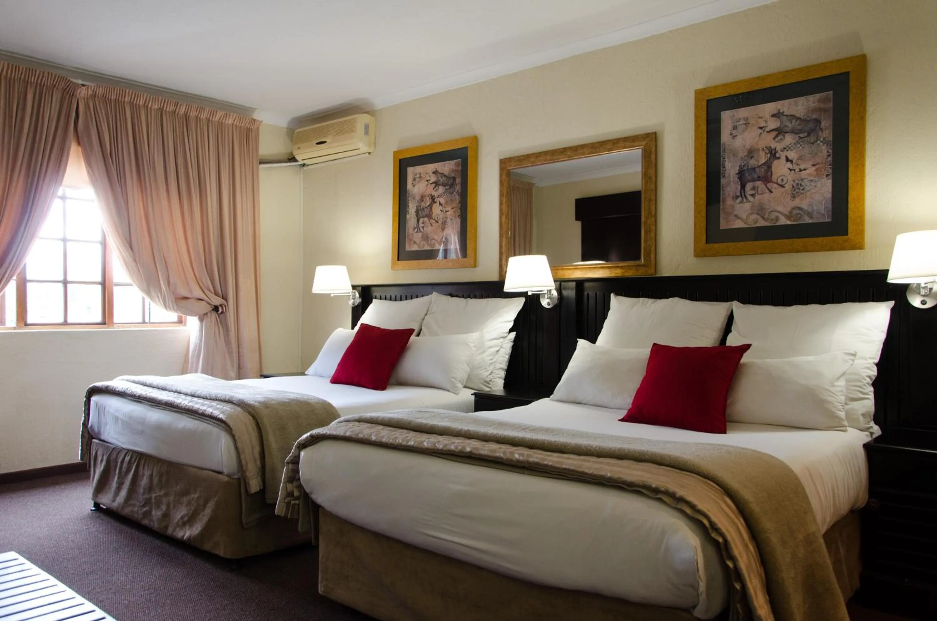 Bed in Nelspruit Lodge