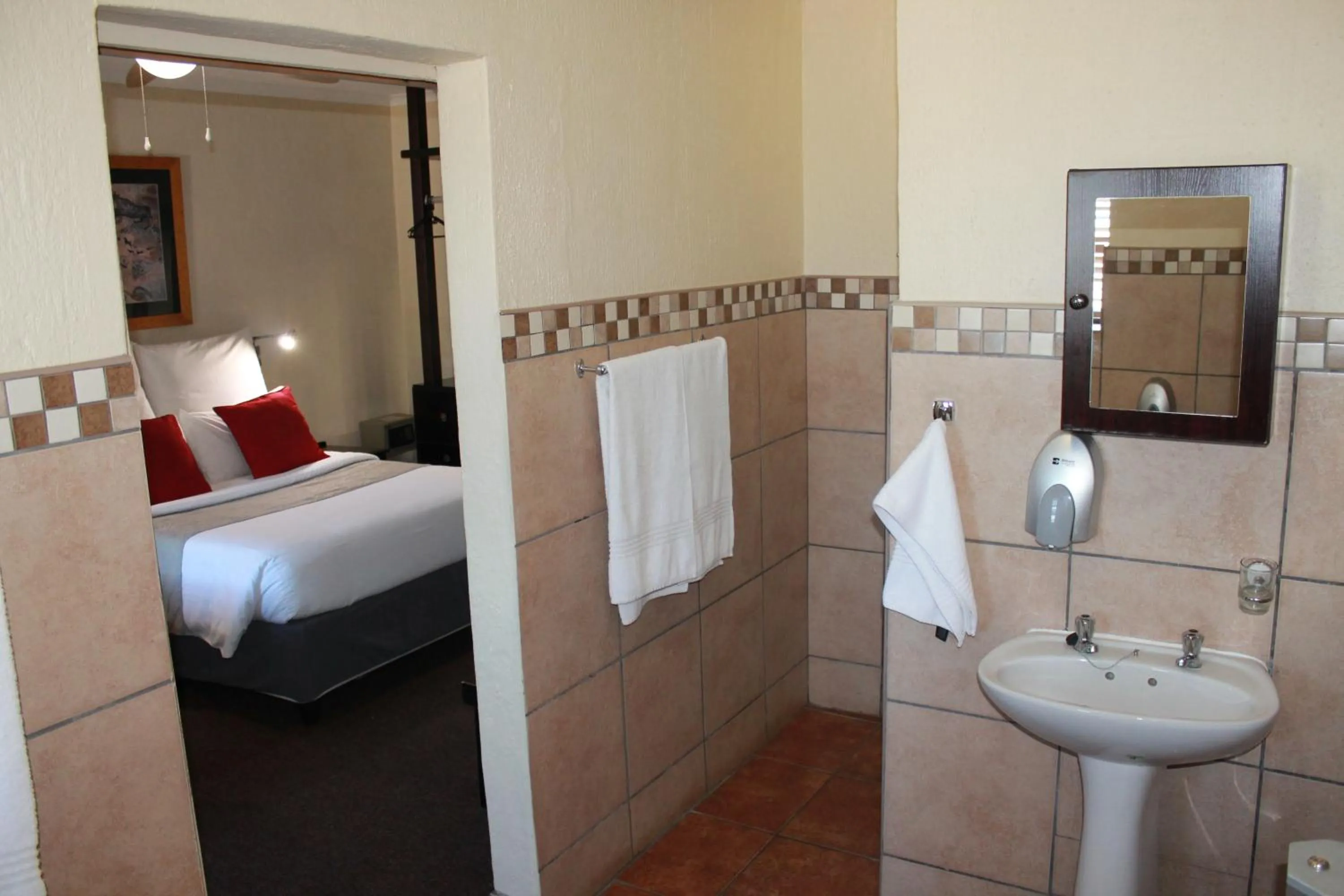 Bedroom in Nelspruit Lodge