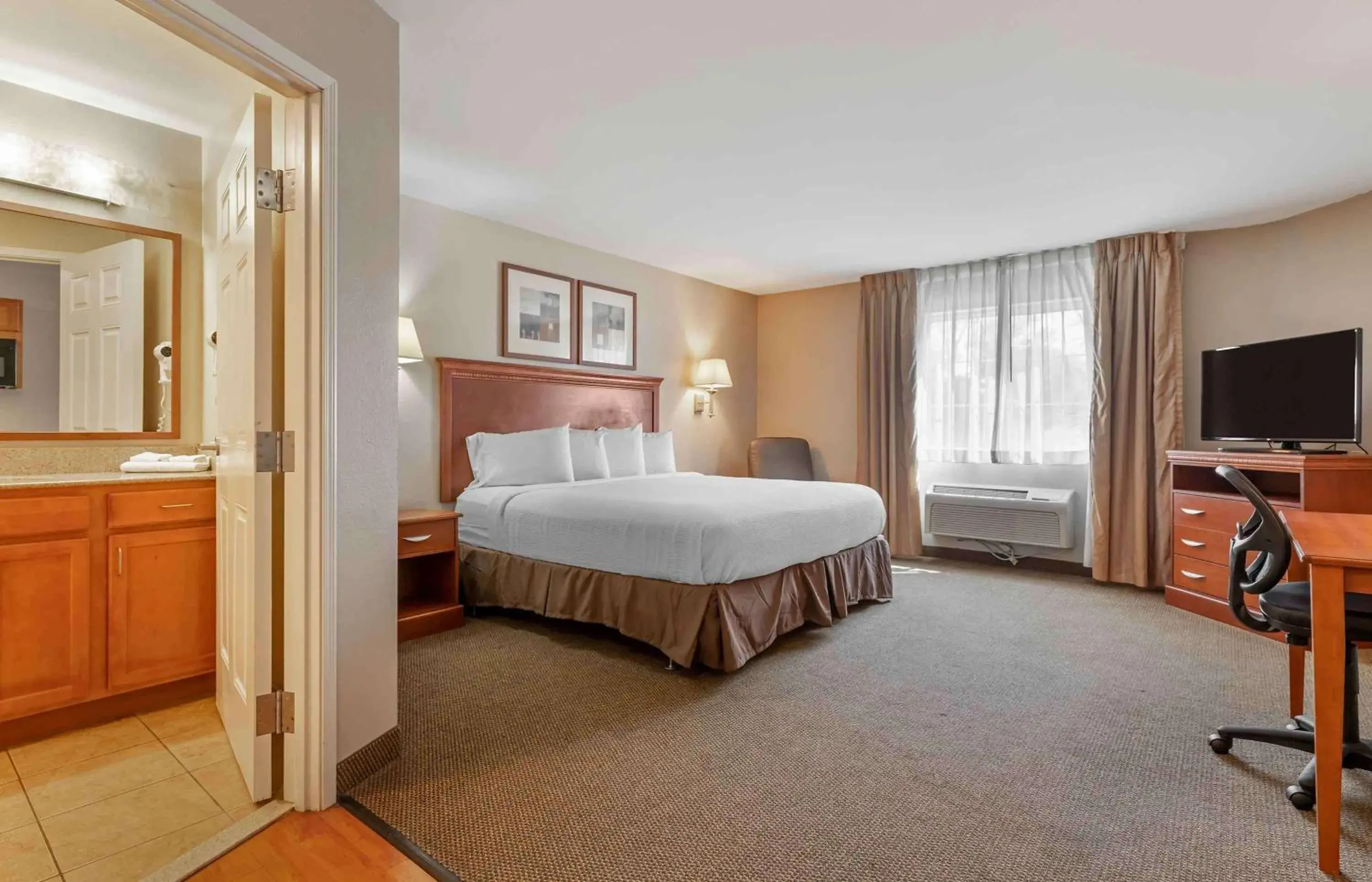 King Studio in Extended Stay America Suites - Bartlesville - Hwy 75 King Studio in Extended Stay America Suites - Bartlesville - Hwy 75