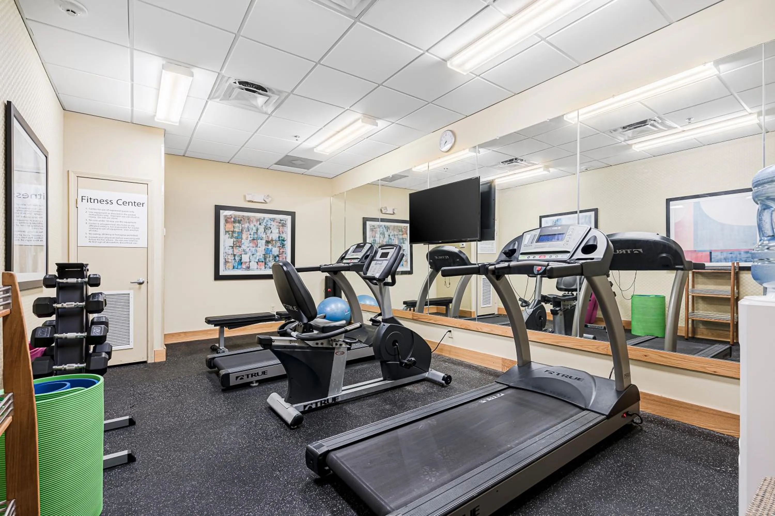 Fitness centre/facilities in The Inn at Long Beach