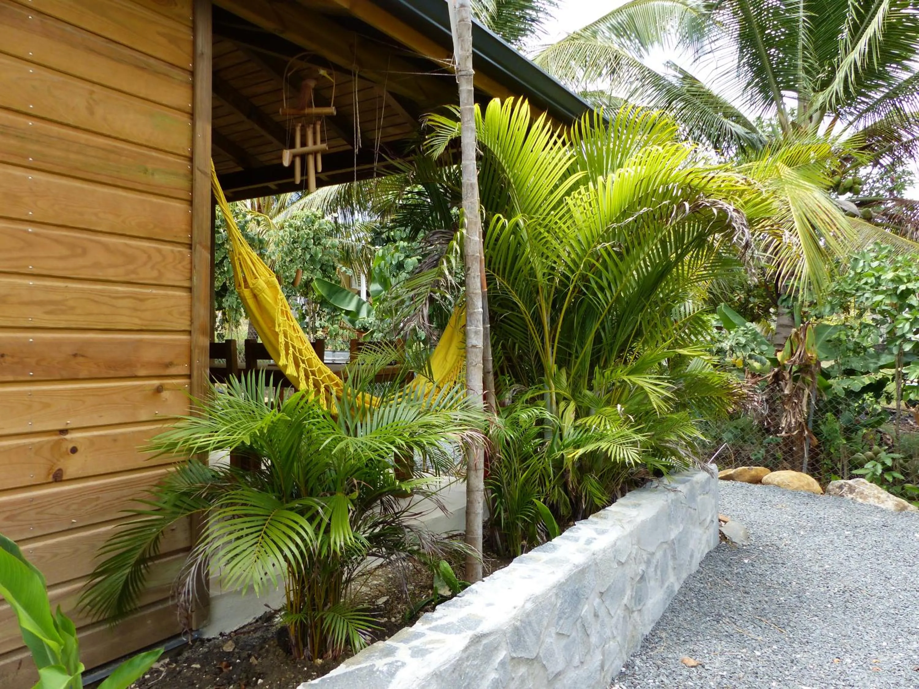 Facade/entrance in Iguana Ecolodge