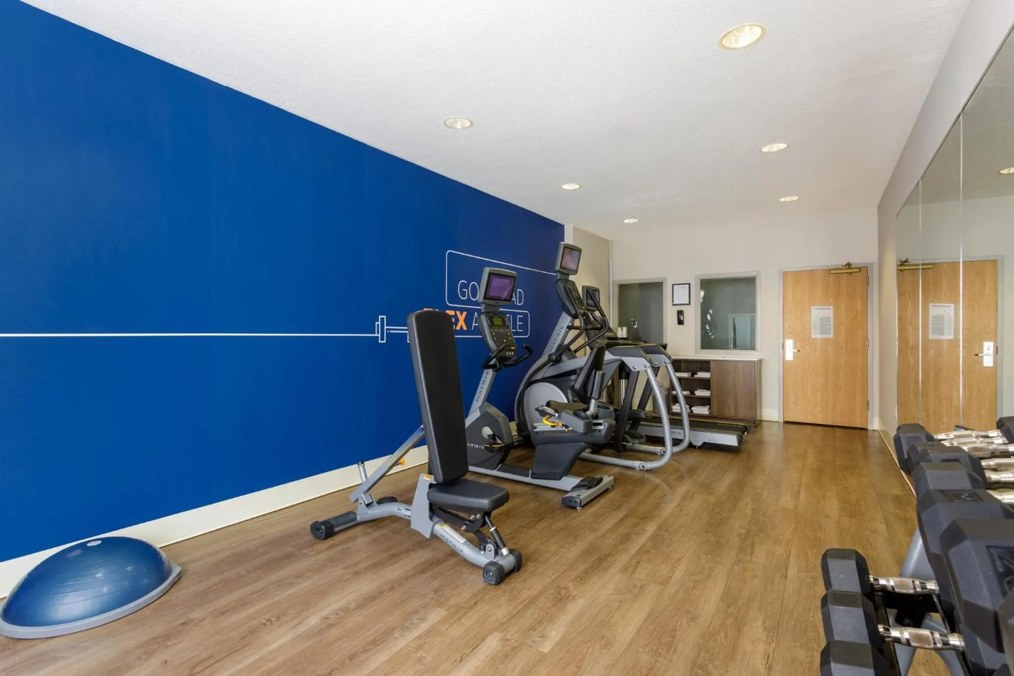 Spa and wellness centre/facilities in Holiday Inn Express & Suites Jacksonville South - I-295 by IHG