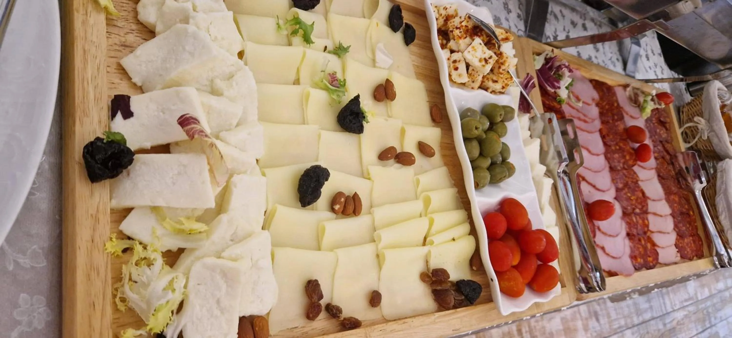 Food and drinks in Hotel Passport