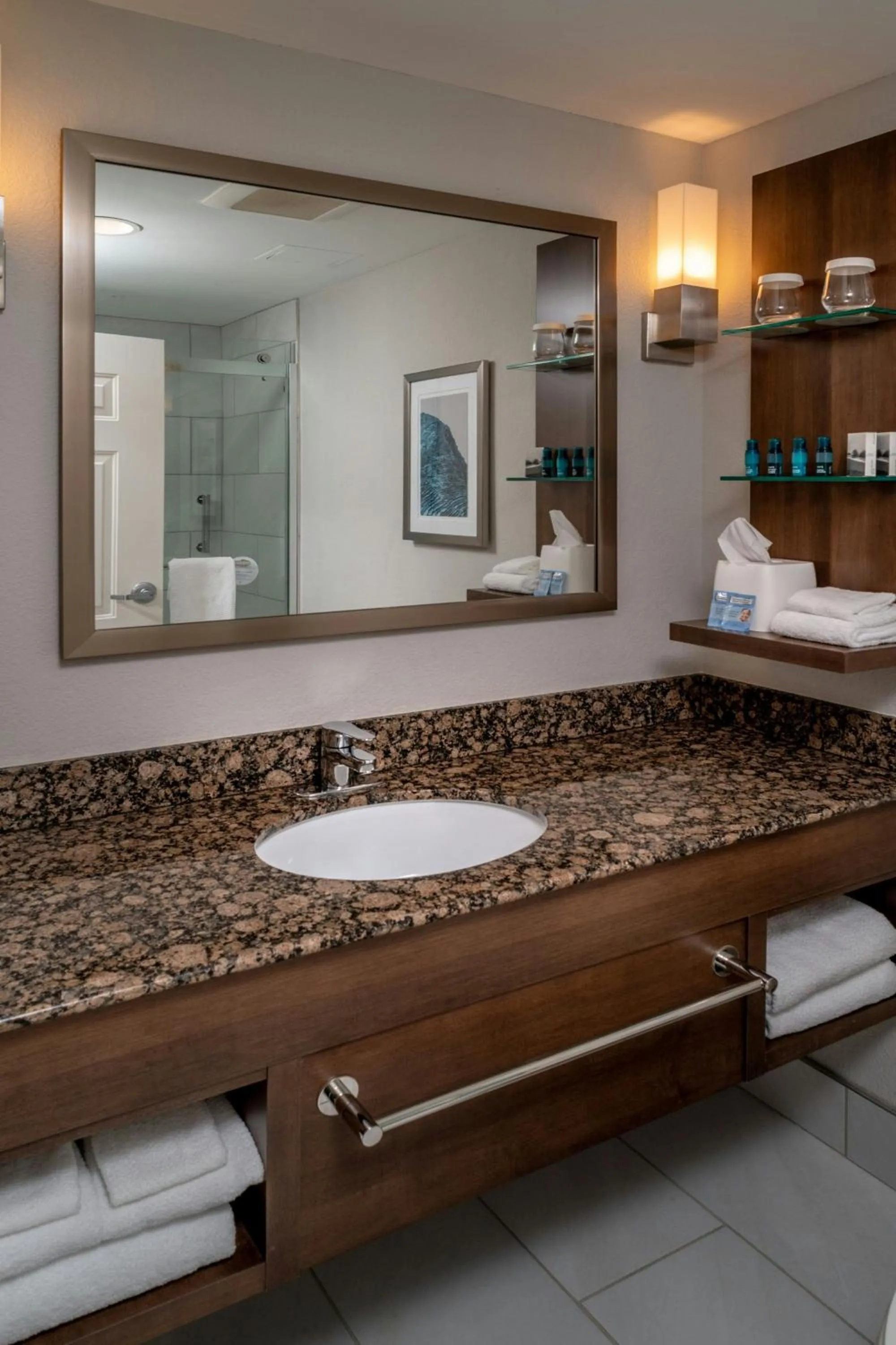 Bathroom in Delta Hotels by Marriott Huntington Mall