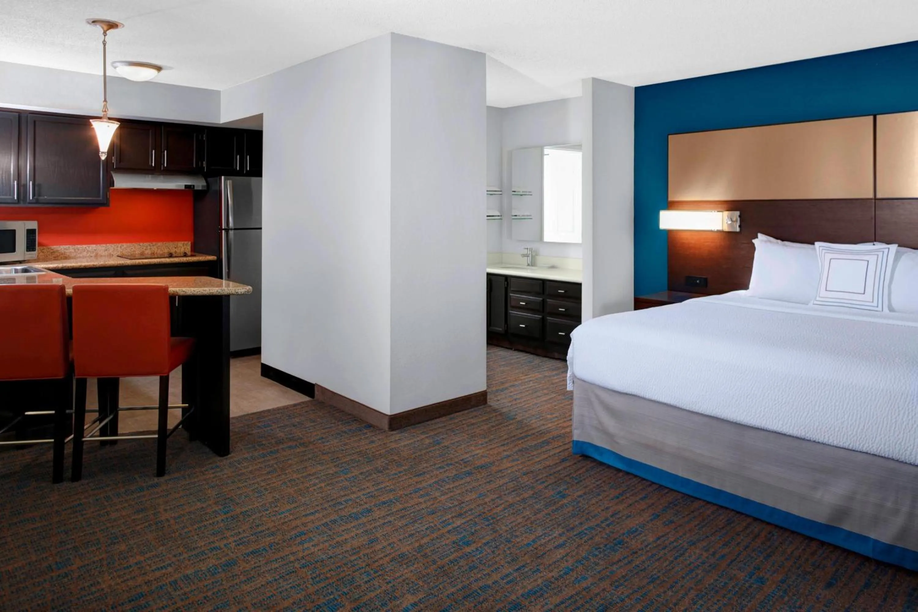 Bedroom, Bed in Residence Inn by Marriott Cleveland Independence