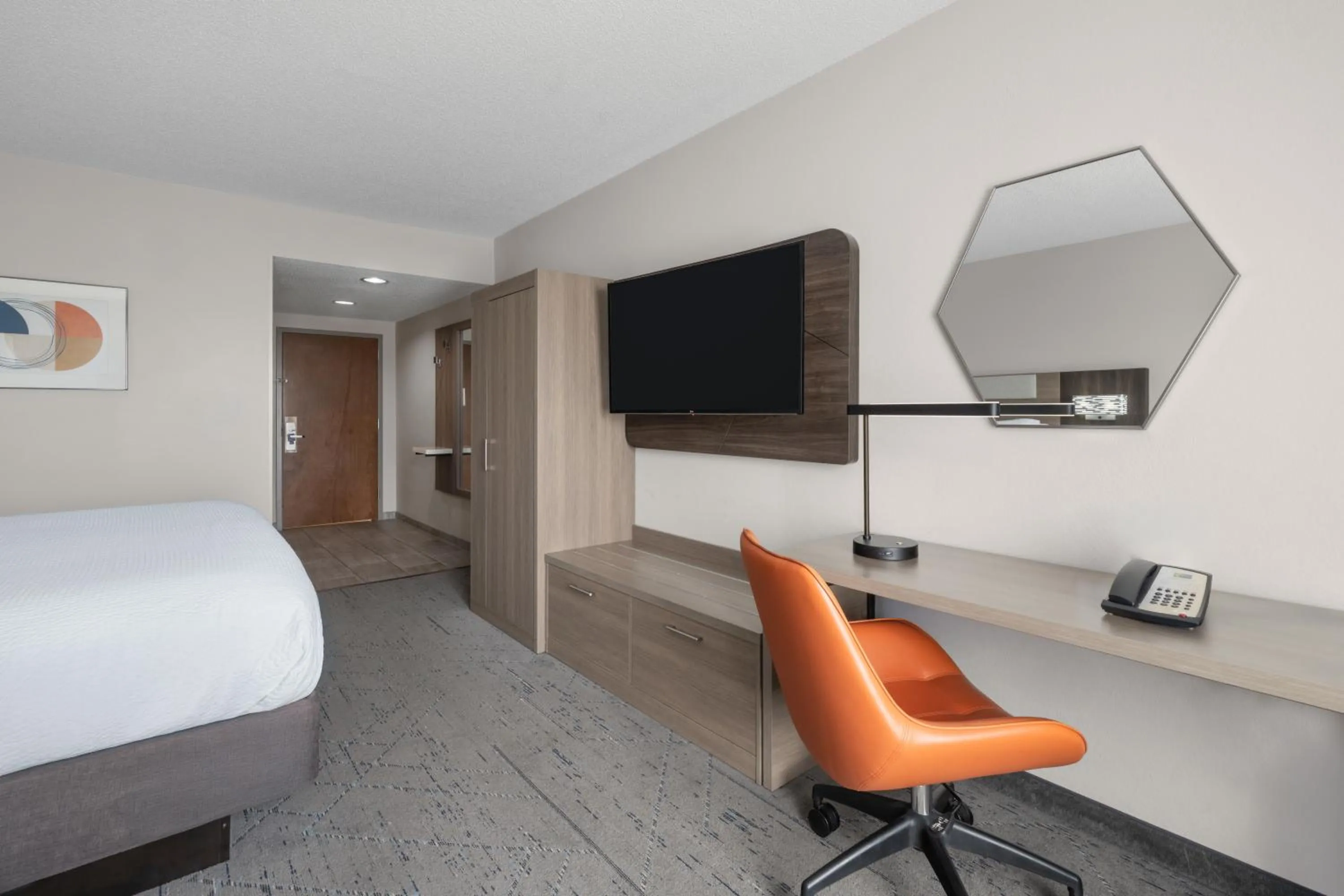 TV and multimedia, Bed in Holiday Inn Express Pembroke by IHG