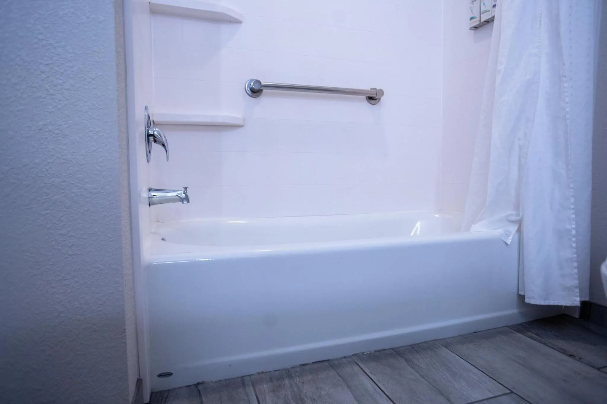 Bathroom in Holiday Inn Express Pembroke by IHG