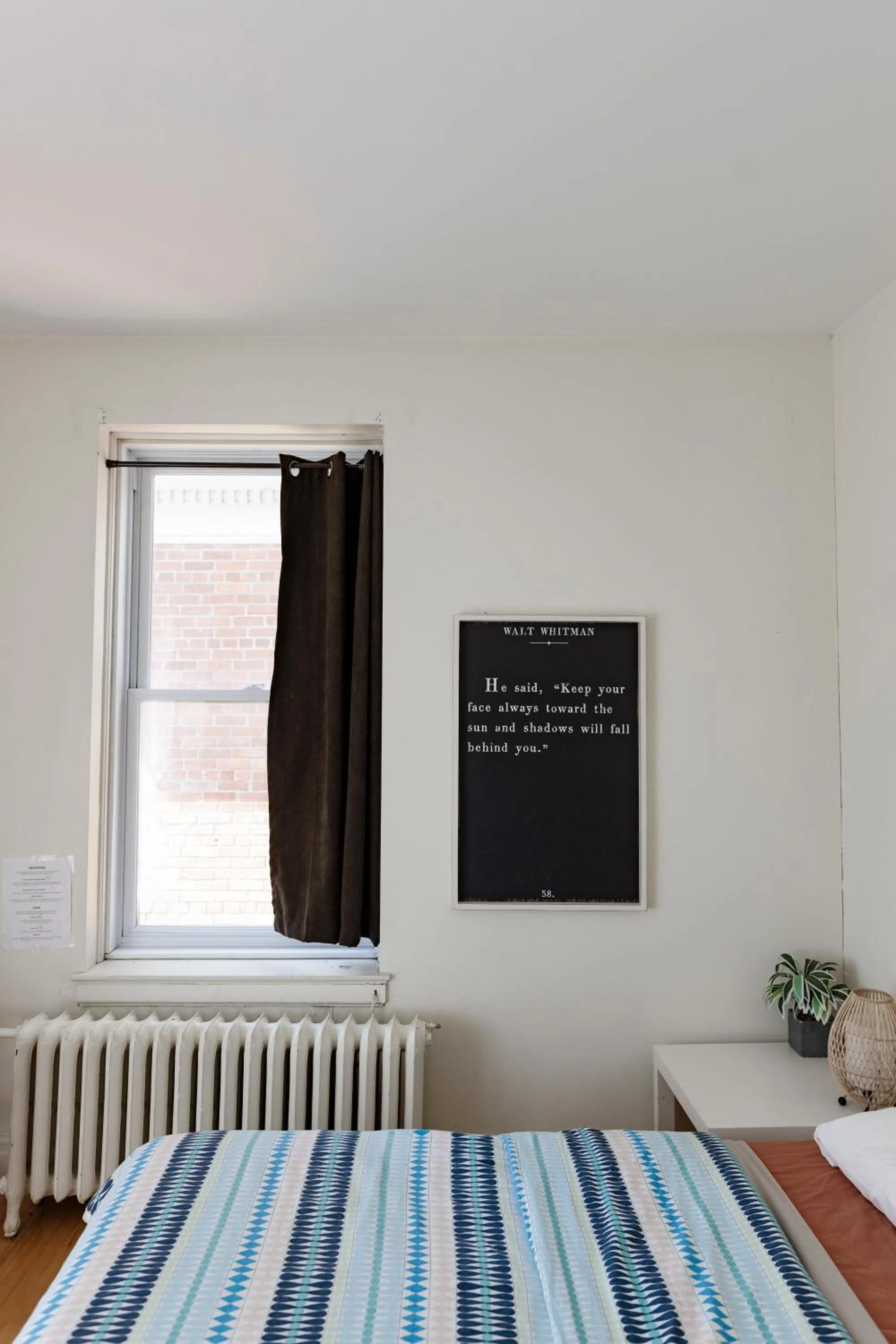 Photo of the whole room in Auberge de Jeunesse Magog-Orford Hostel