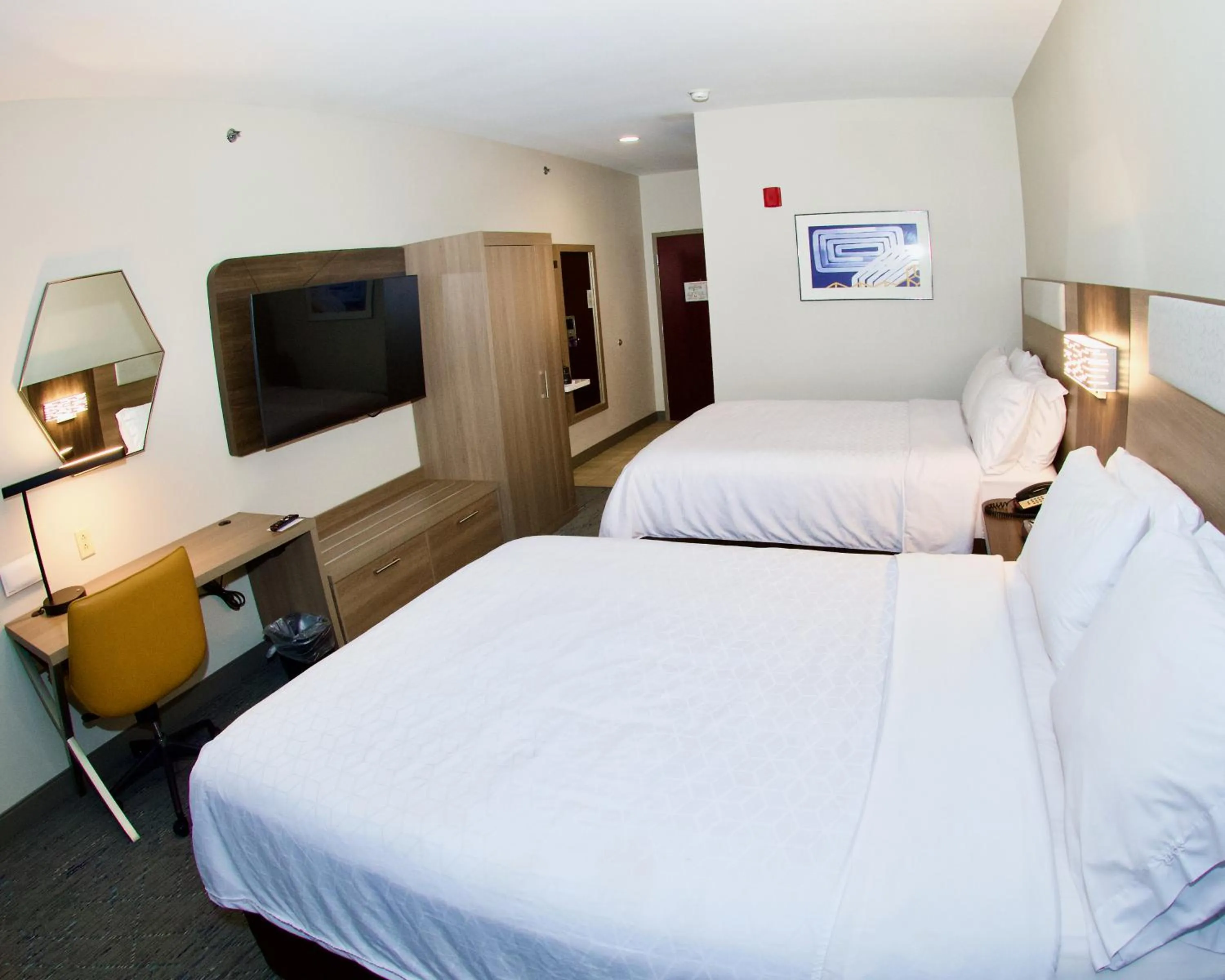 Photo of the whole room, Bed in Holiday Inn Express Hotel & Suites St. Charles by IHG