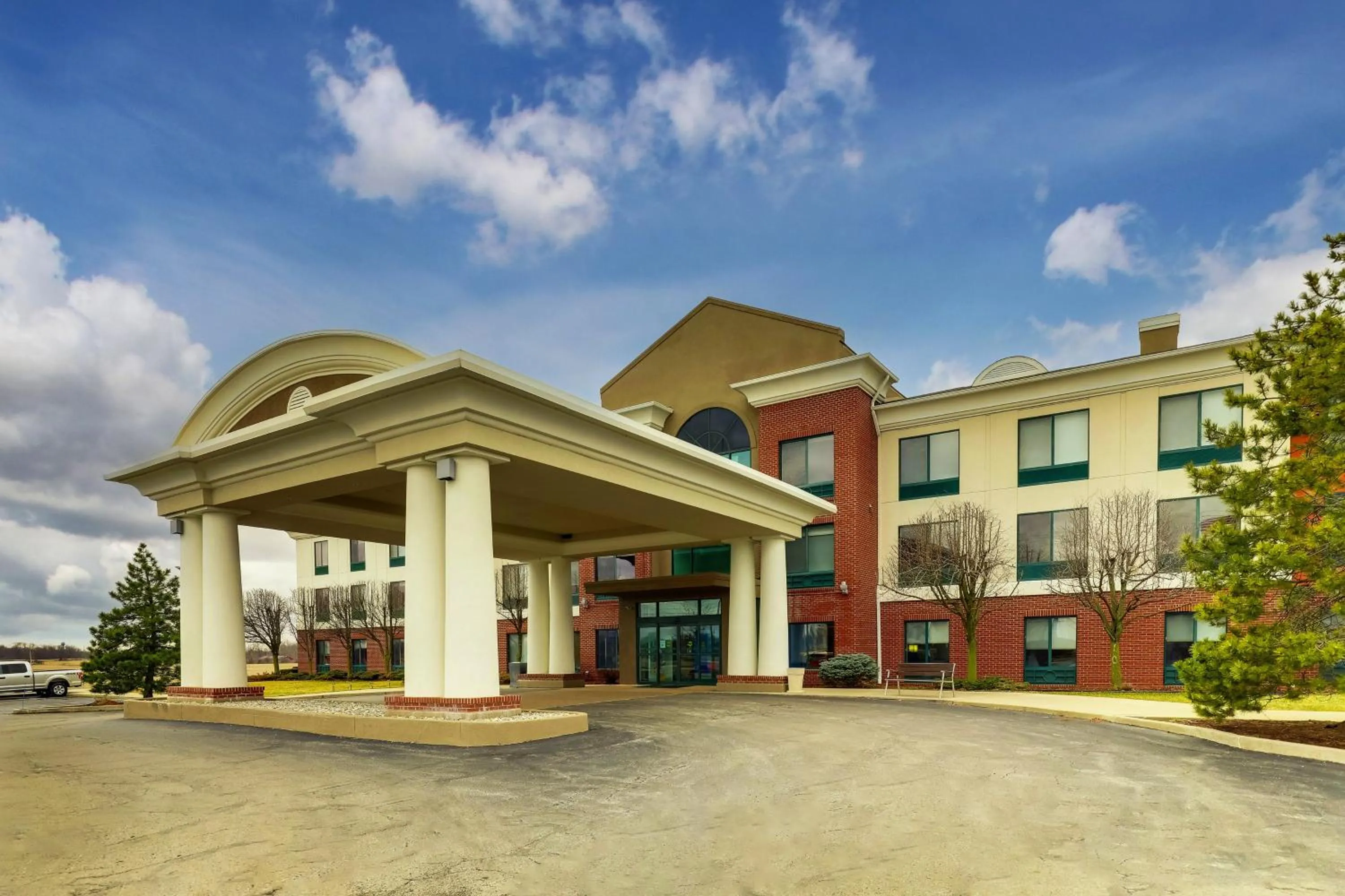 Property building in Holiday Inn Express Hotel & Suites Bryan-Montpelier by IHG