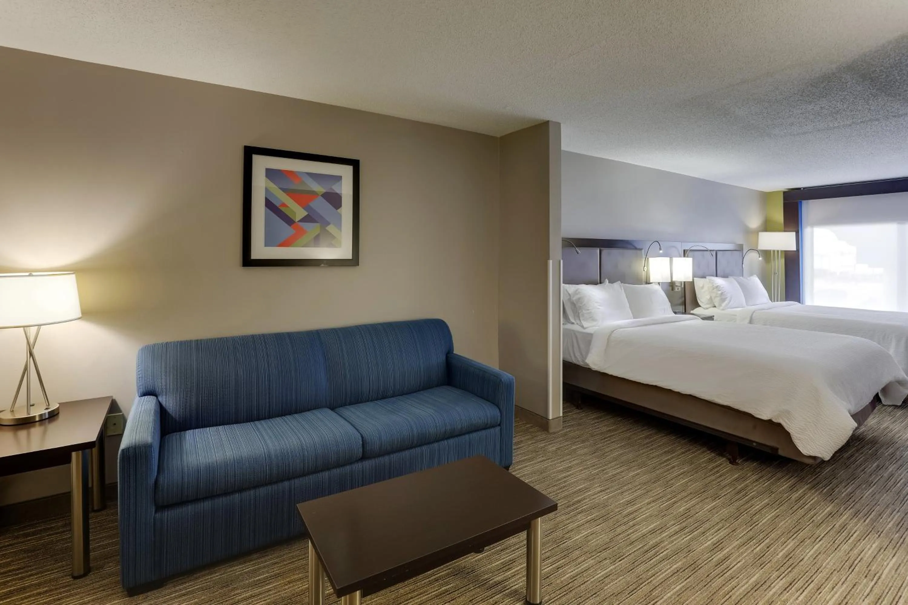 Photo of the whole room, Bed in Holiday Inn Express Hotel & Suites Bryan-Montpelier by IHG