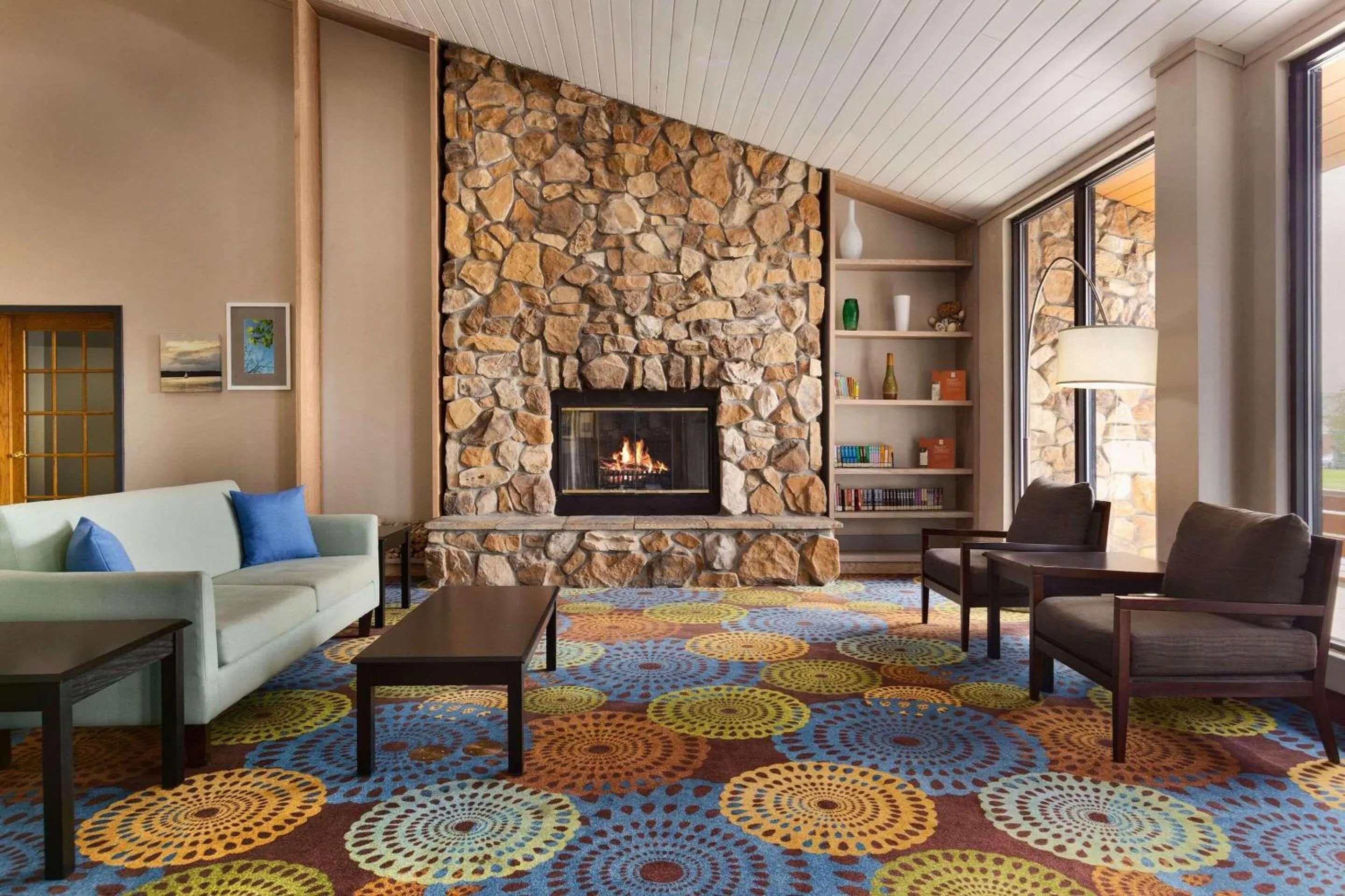 Lobby or reception in Country Inn & Suites by Radisson, Mishawaka, IN