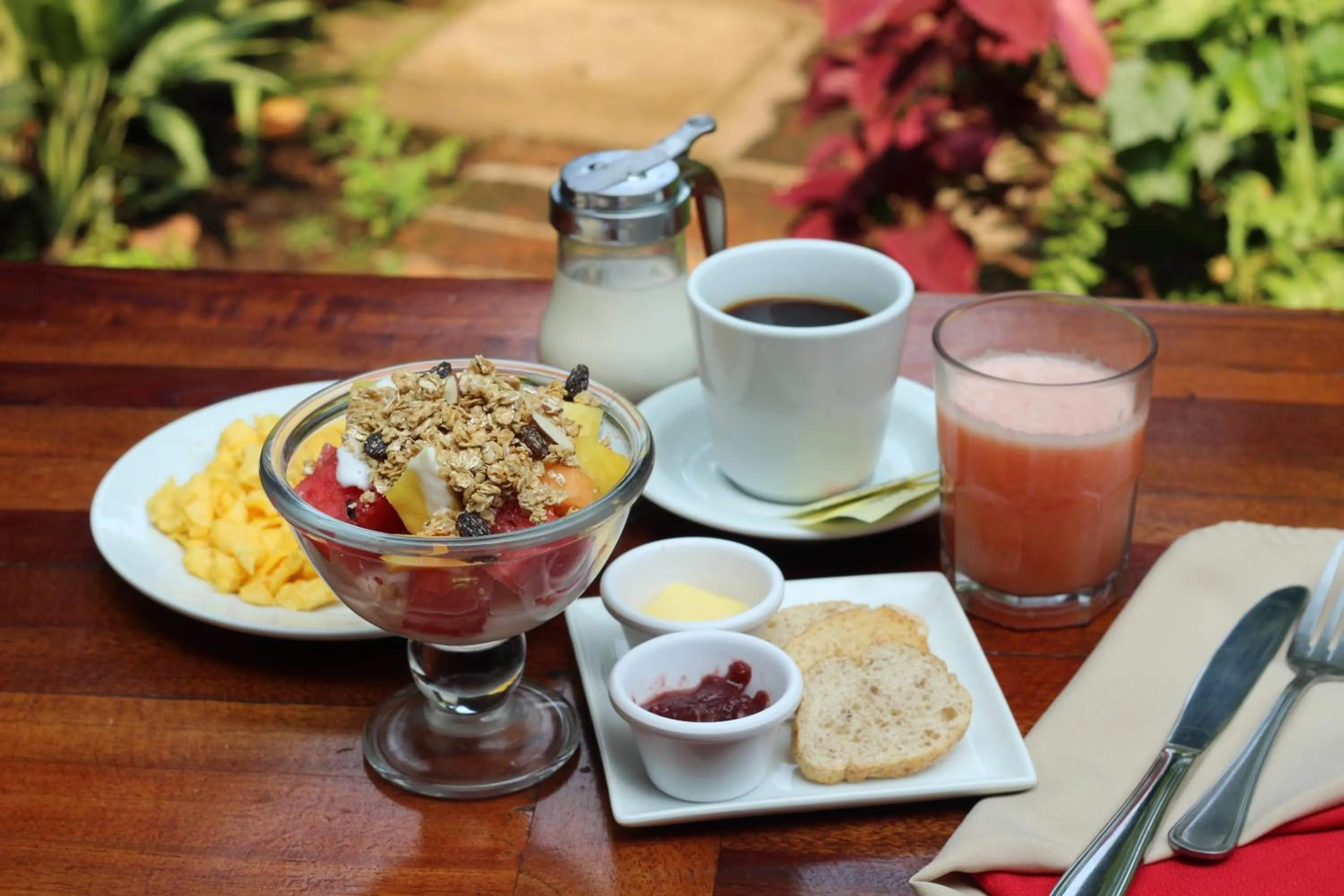 Breakfast in Hotel con Corazón Granada