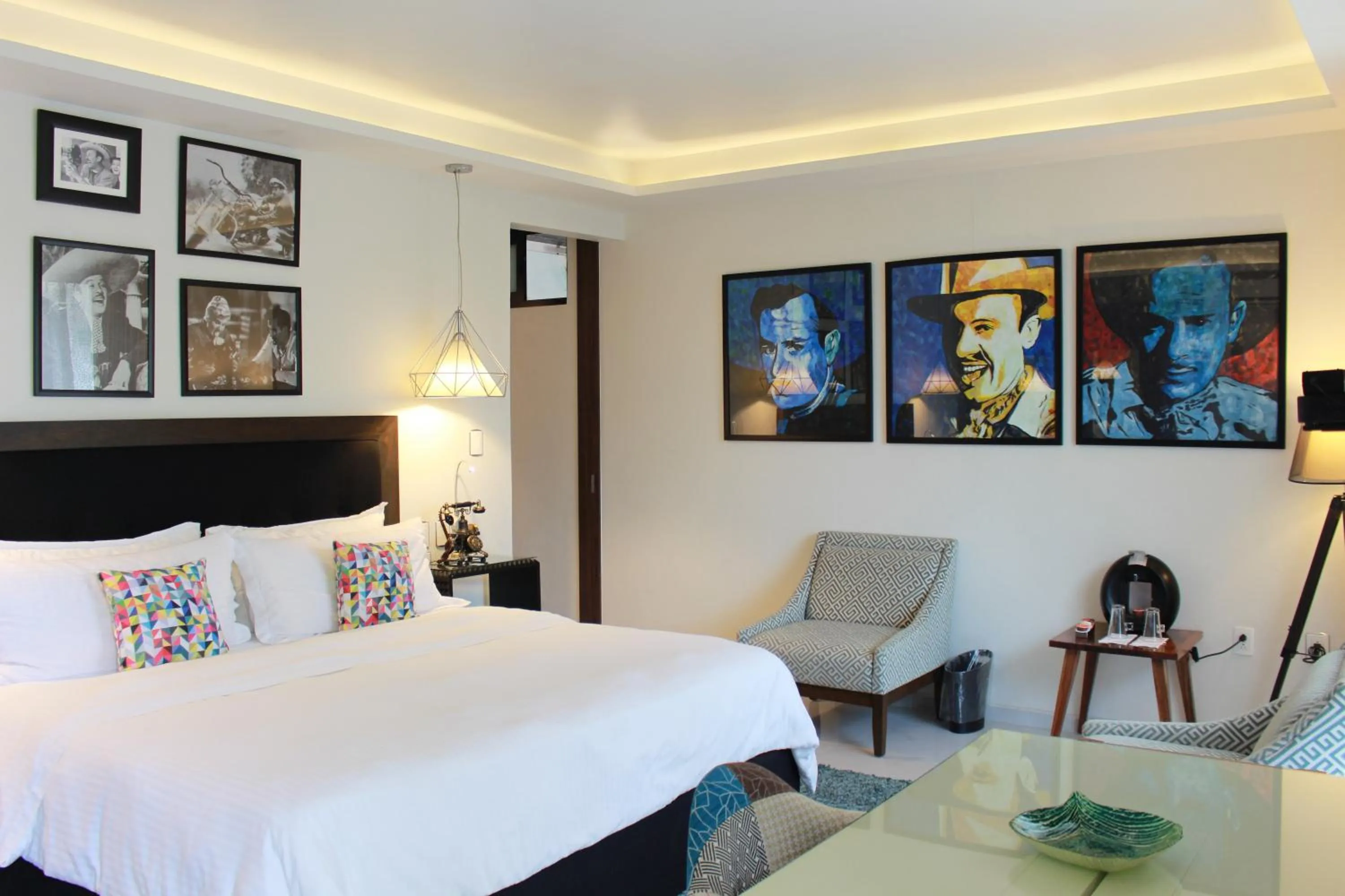 Coffee/tea facilities, Bed in TRES79 Hotel Boutique Orizaba