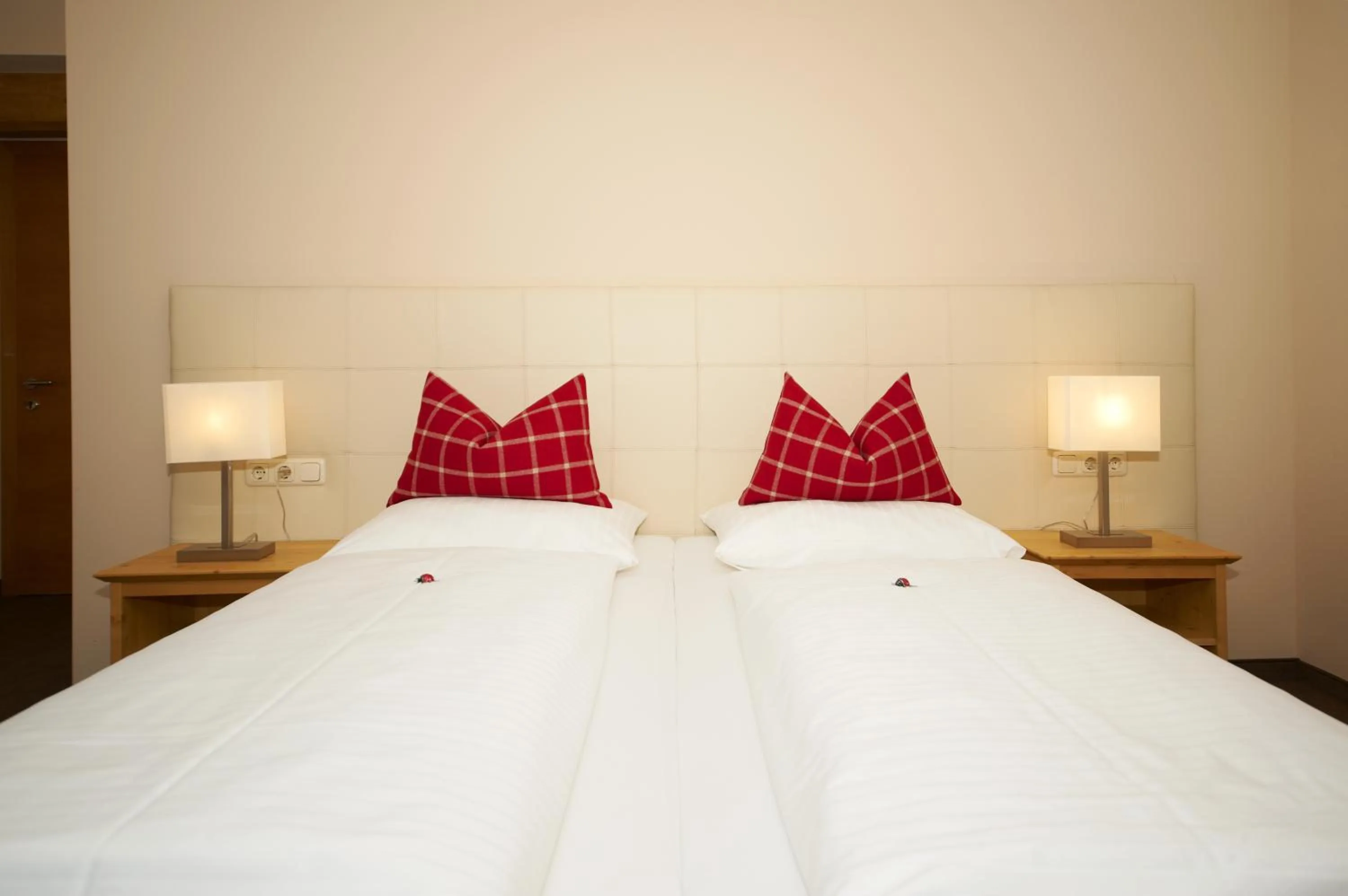 Decorative detail, Bed in Hotel Garni Rauch