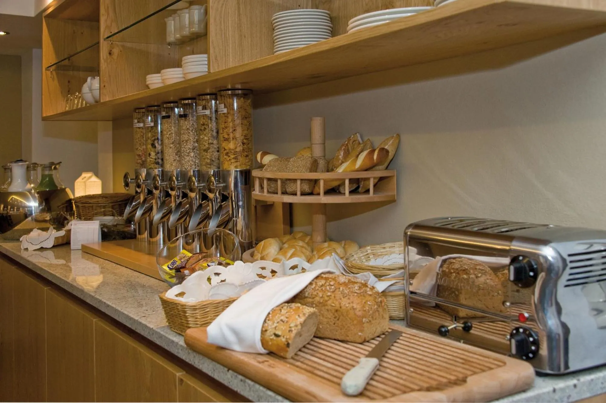 Breakfast in Hotel Garni Rauch