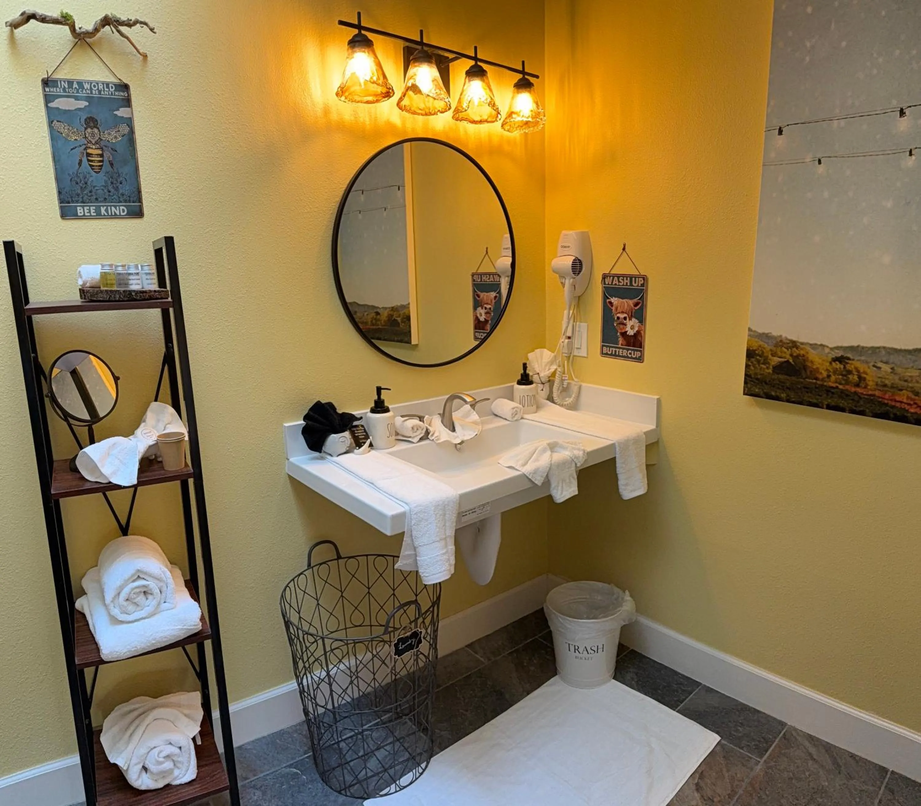 Glen Ellen Inn Secret Cottages