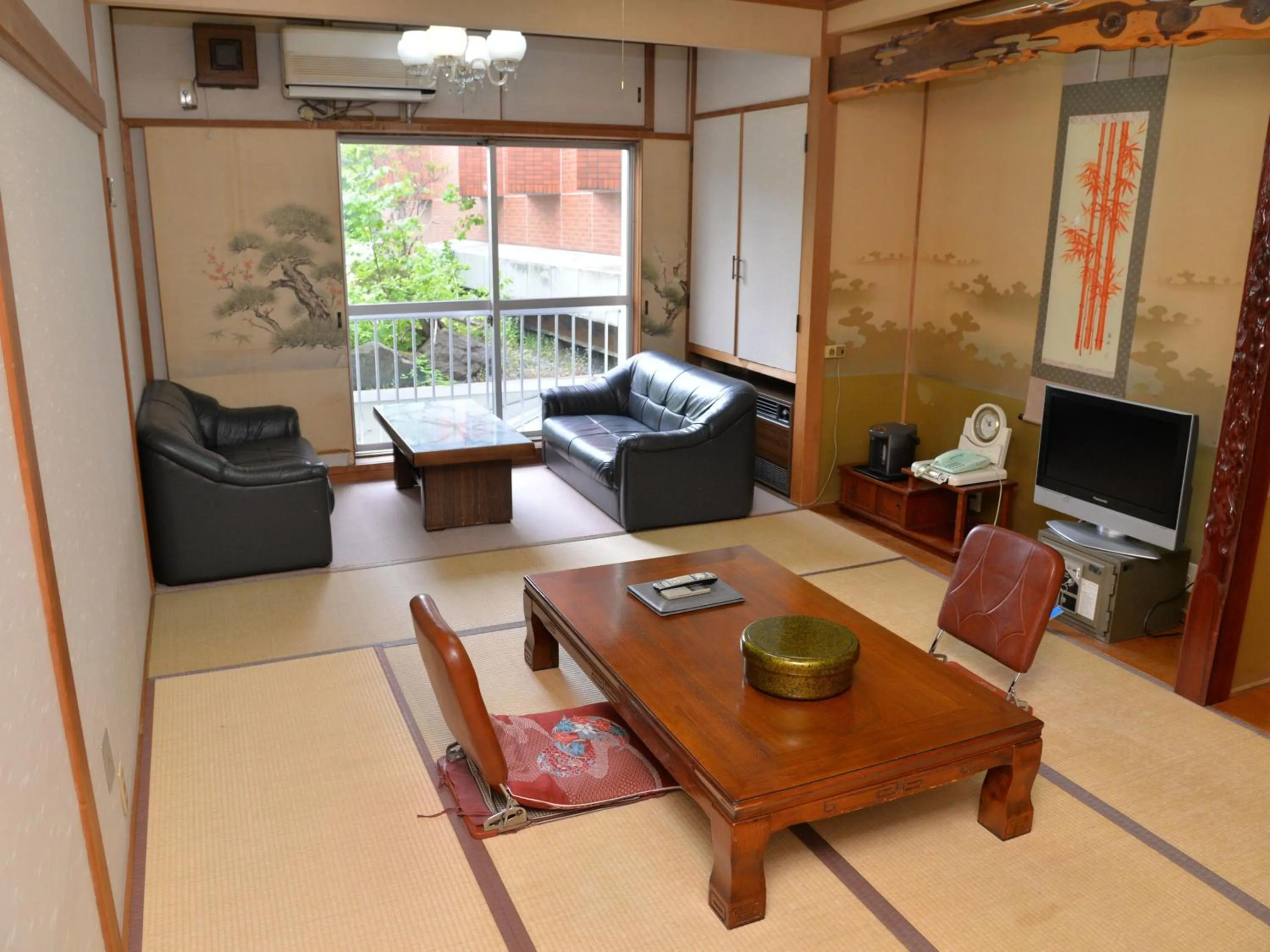 Photo of the whole room in Takasago Onsen