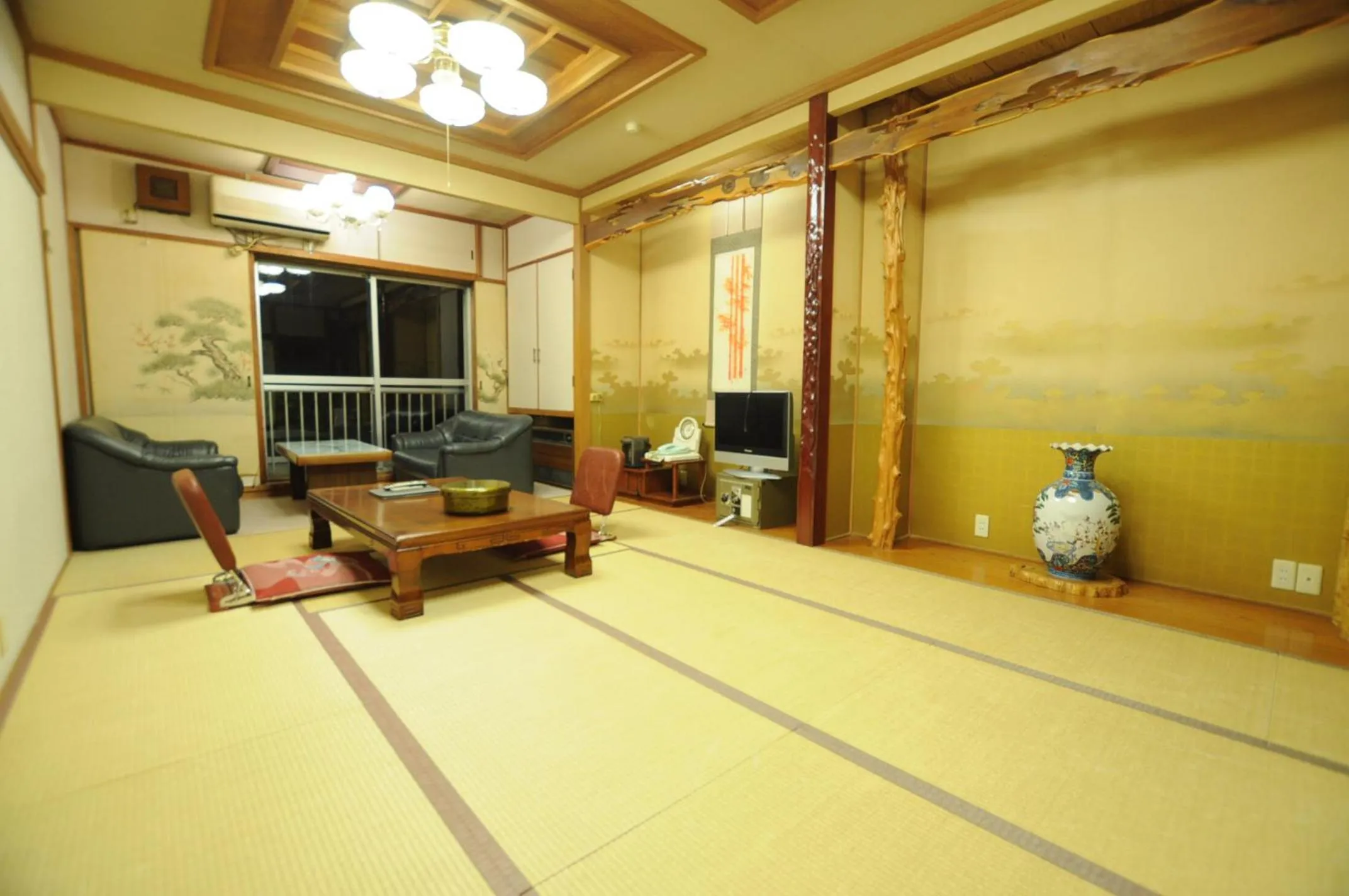 Photo of the whole room in Takasago Onsen