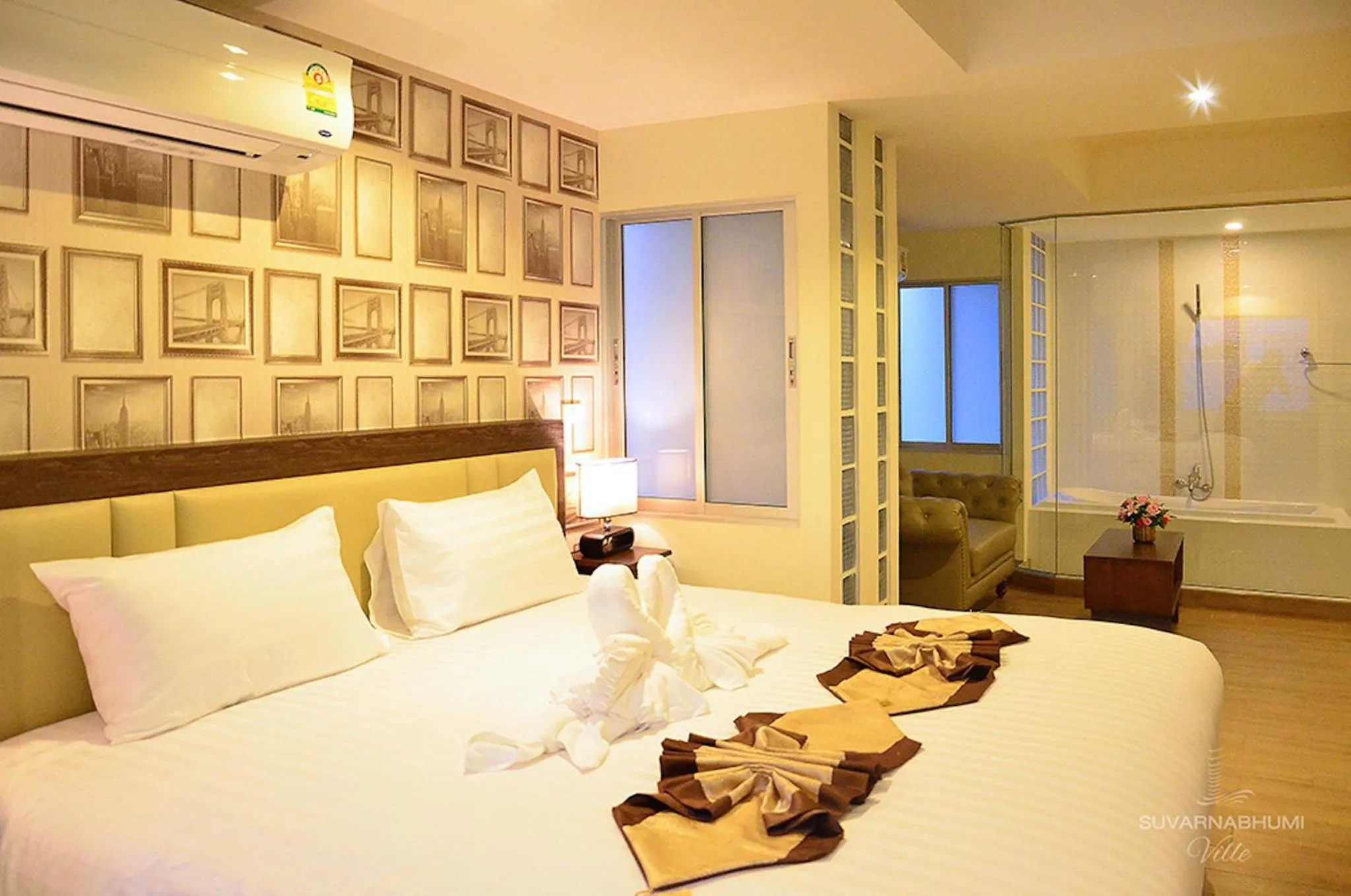 Bedroom, Bed in Suvarnabhumi Ville Airport Hotel