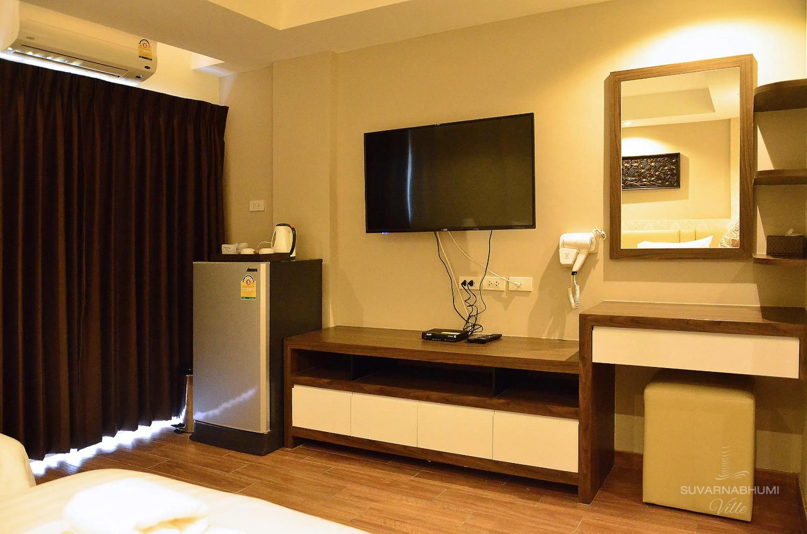 Bedroom in Suvarnabhumi Ville Airport Hotel