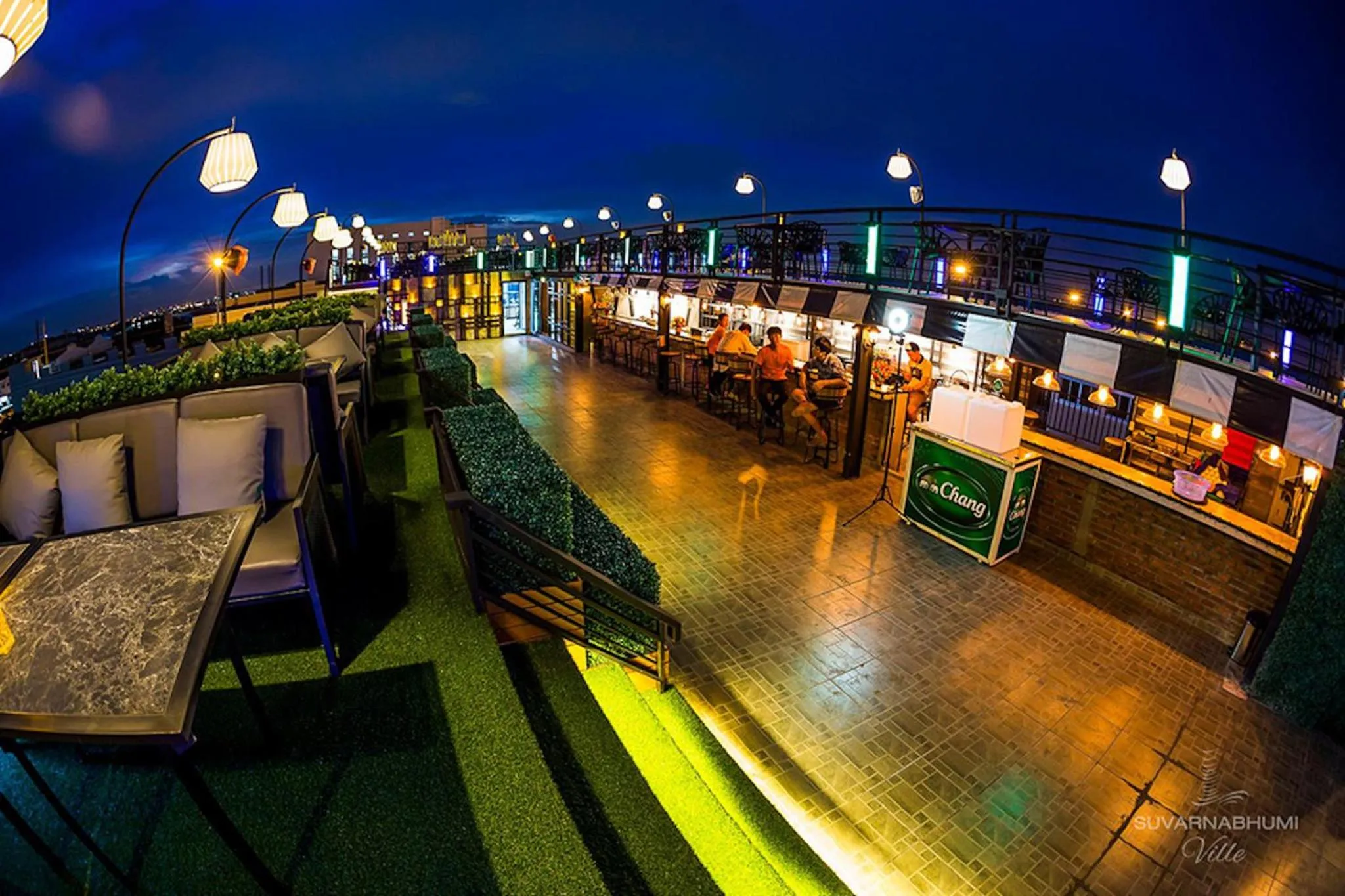 Restaurant/places to eat in Suvarnabhumi Ville Airport Hotel