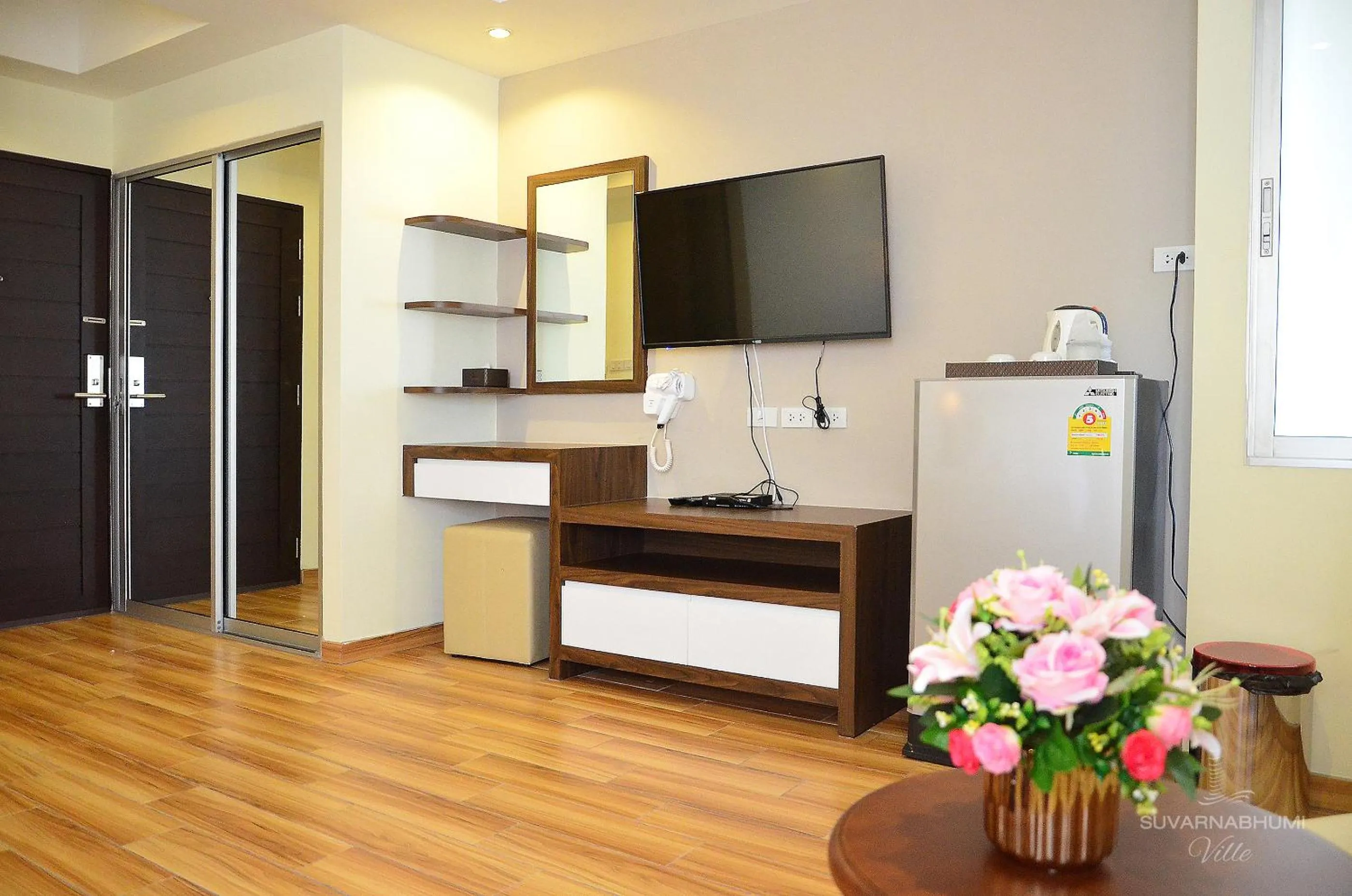 Bedroom in Suvarnabhumi Ville Airport Hotel