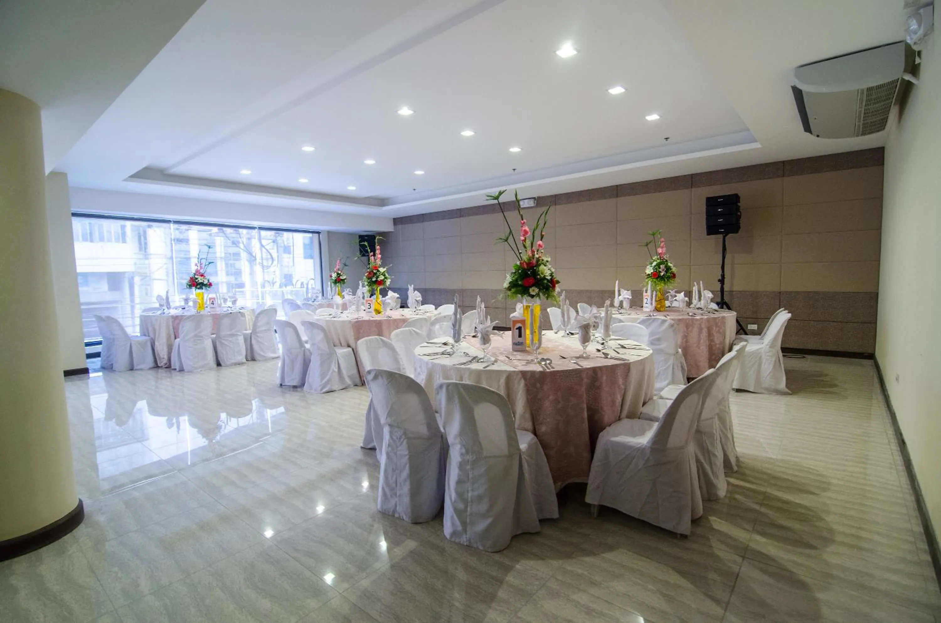 Banquet/Function facilities in Madison Hotel PHL