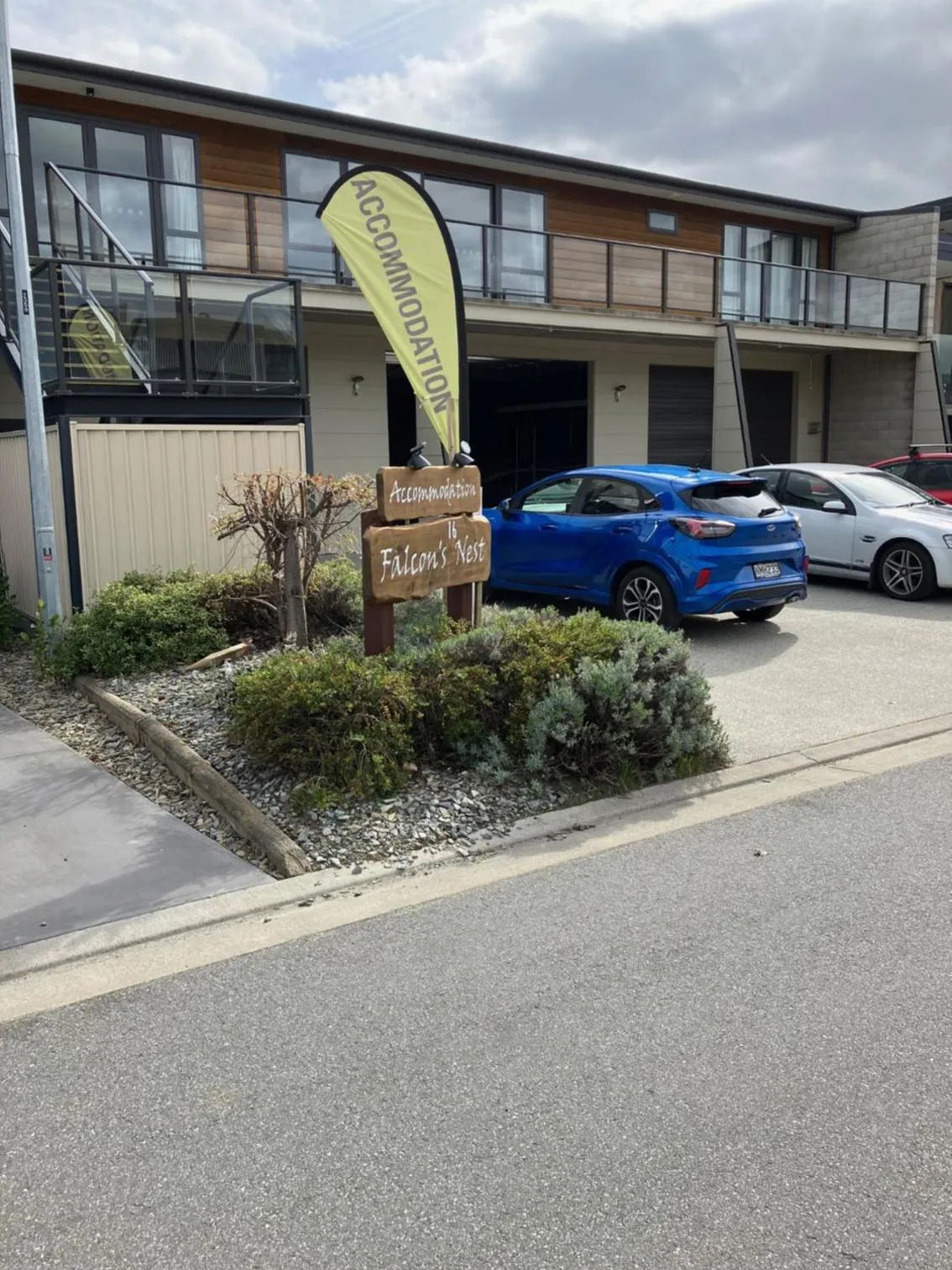 Property building in Falcon's Nest