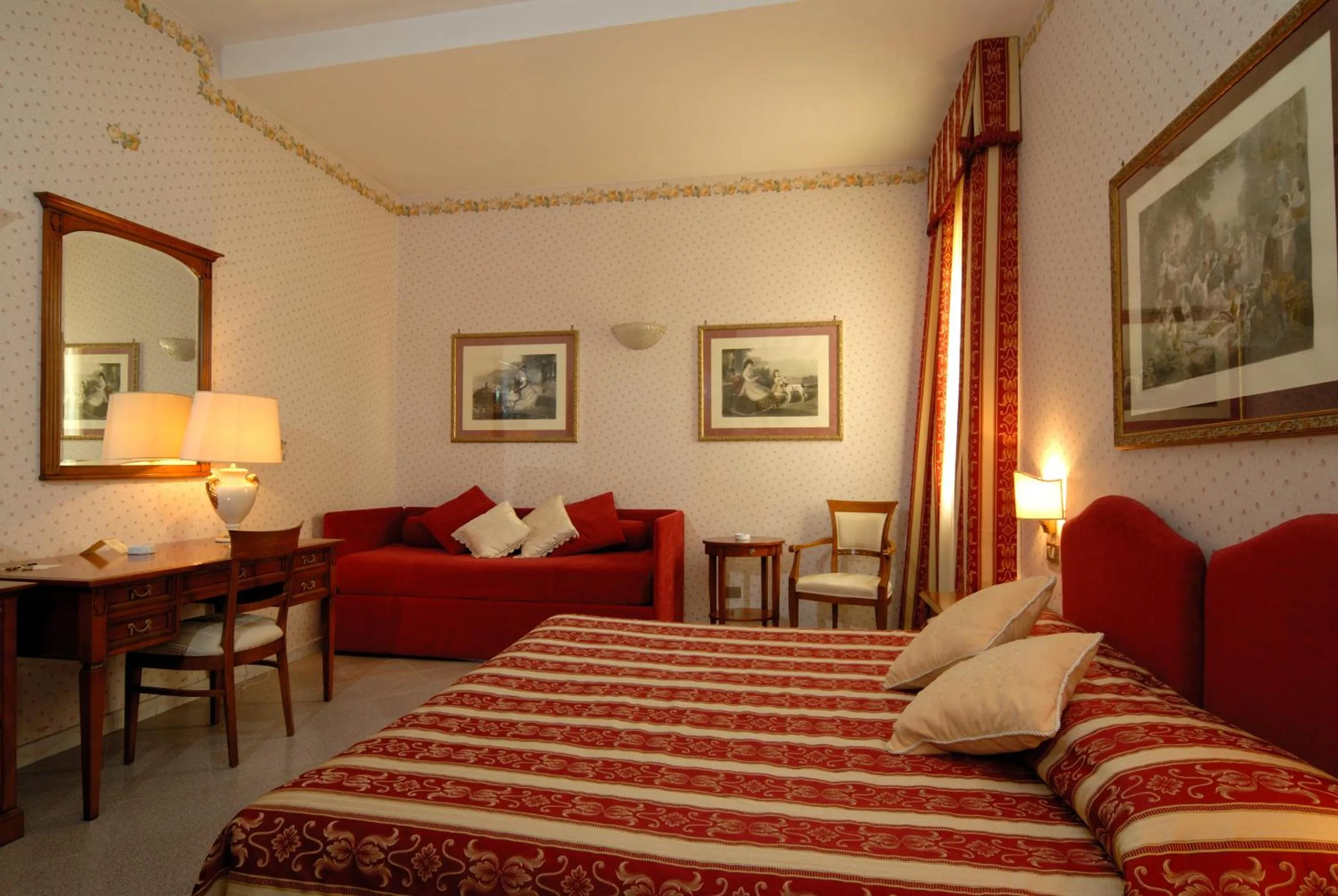 Toilet, Bed in Miralago