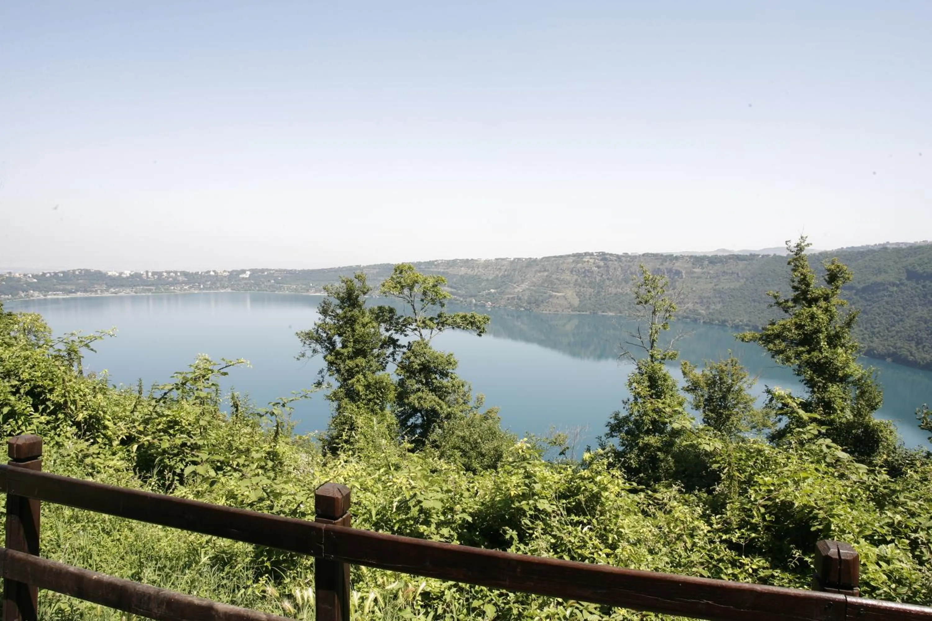 Facade/entrance in Miralago