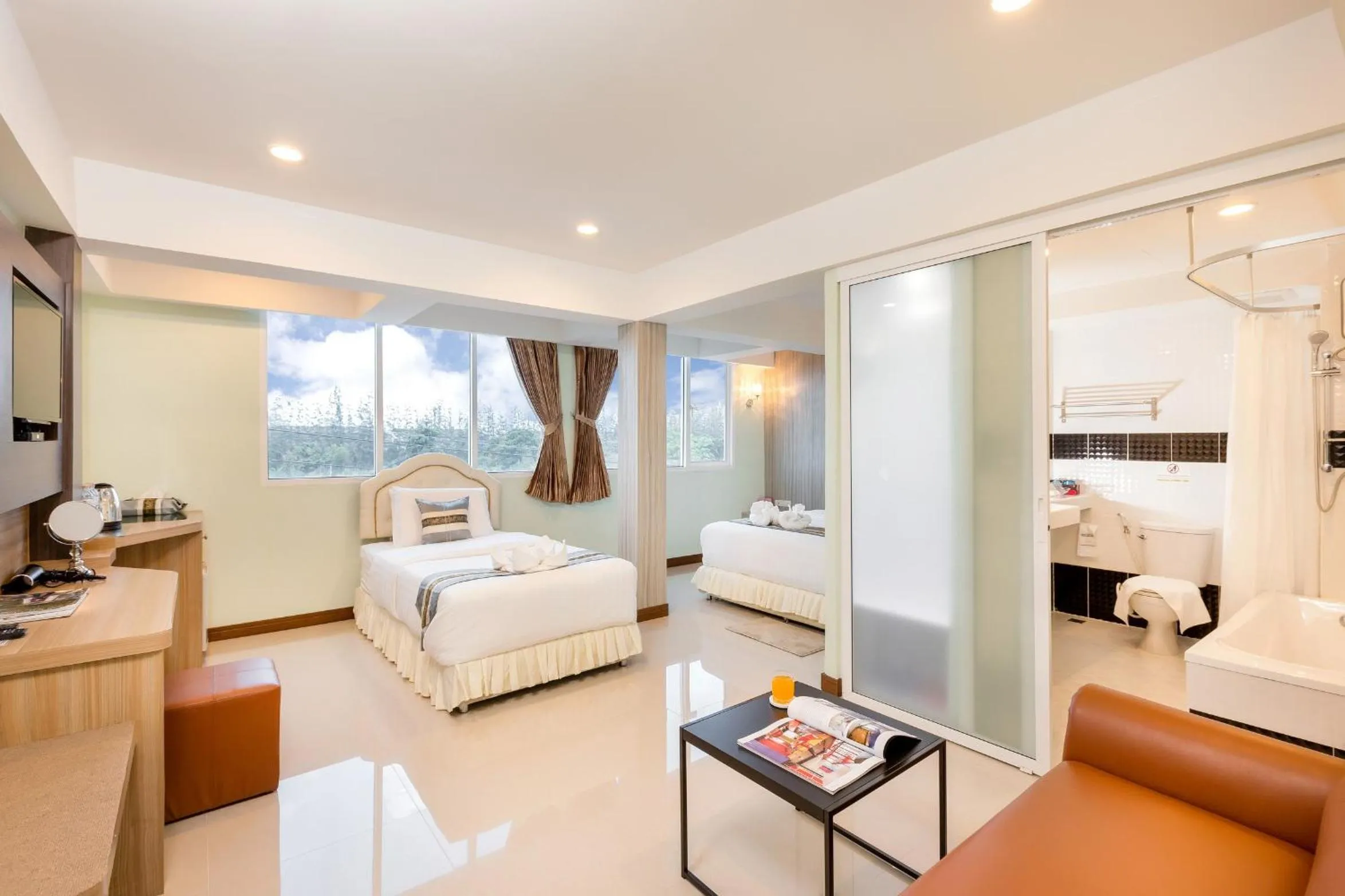 Bedroom in RoomQuest Suvarnabhumi Airport Romklao Soi 6