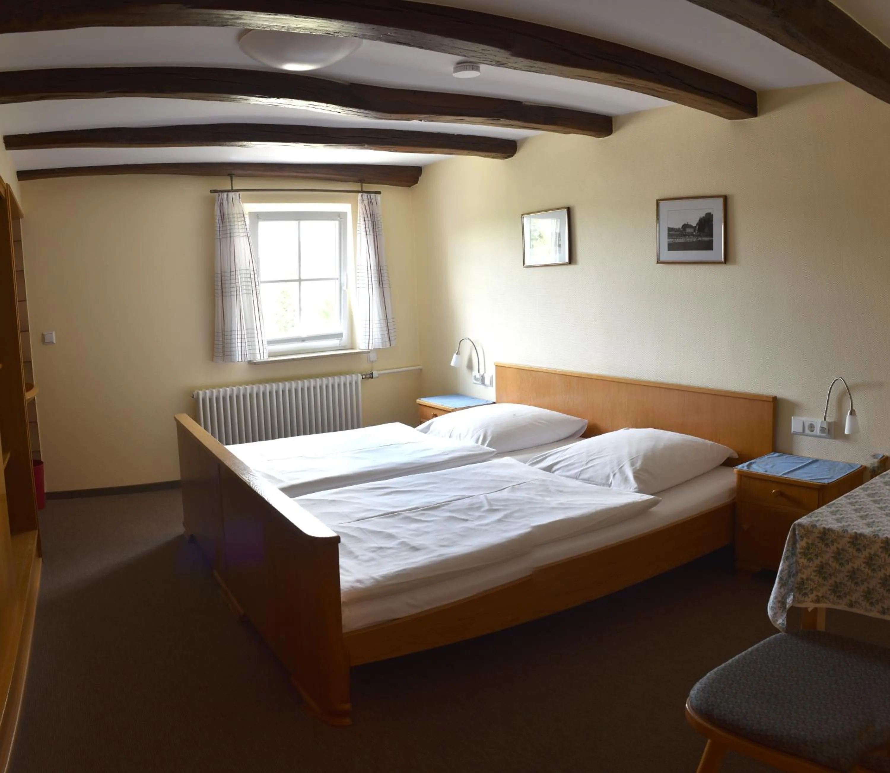 Photo of the whole room, Bed in Gästehaus in der Brückenstraße Jagsthausen
