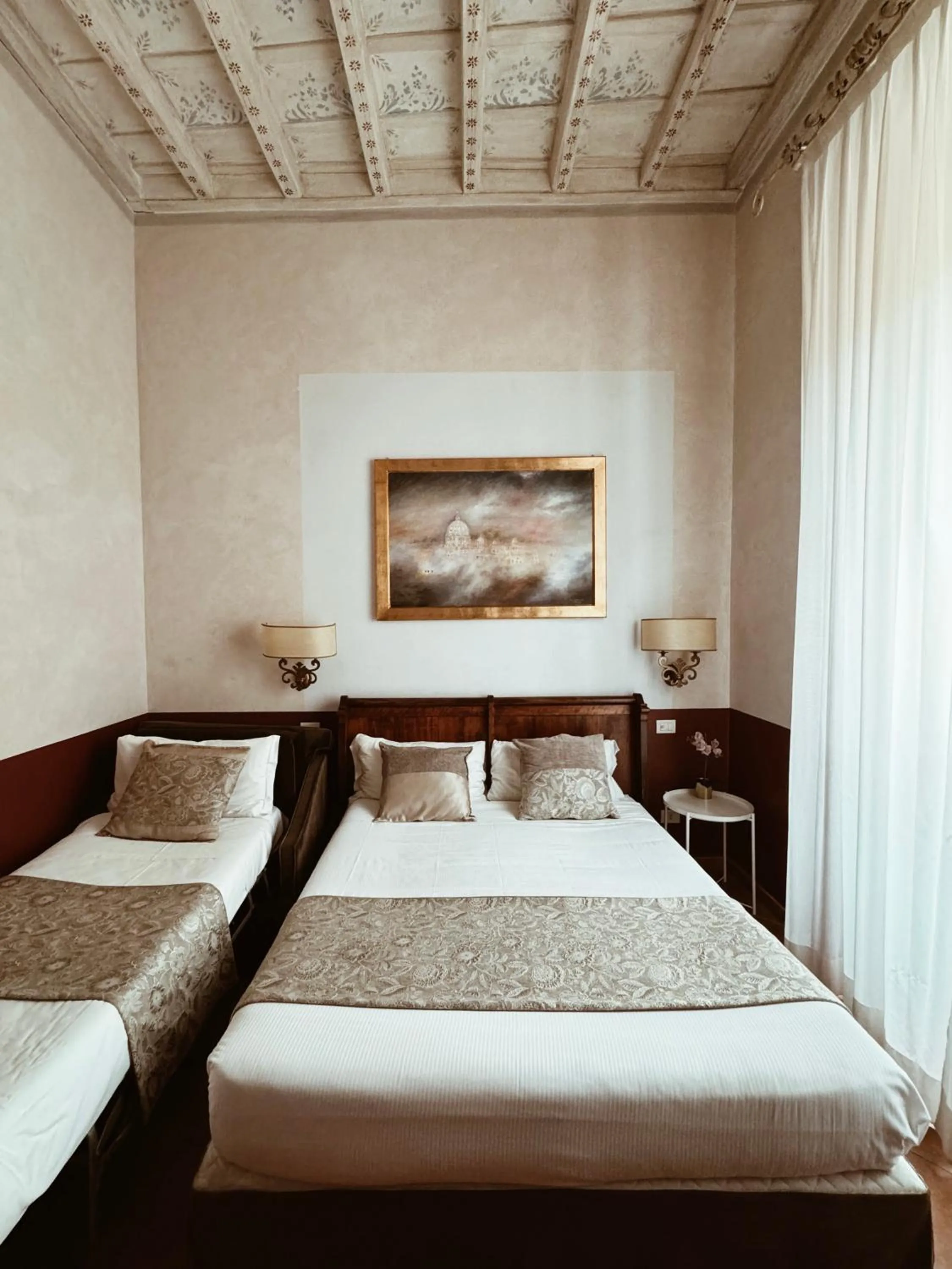 Bed in Residenza Sciarra B&B