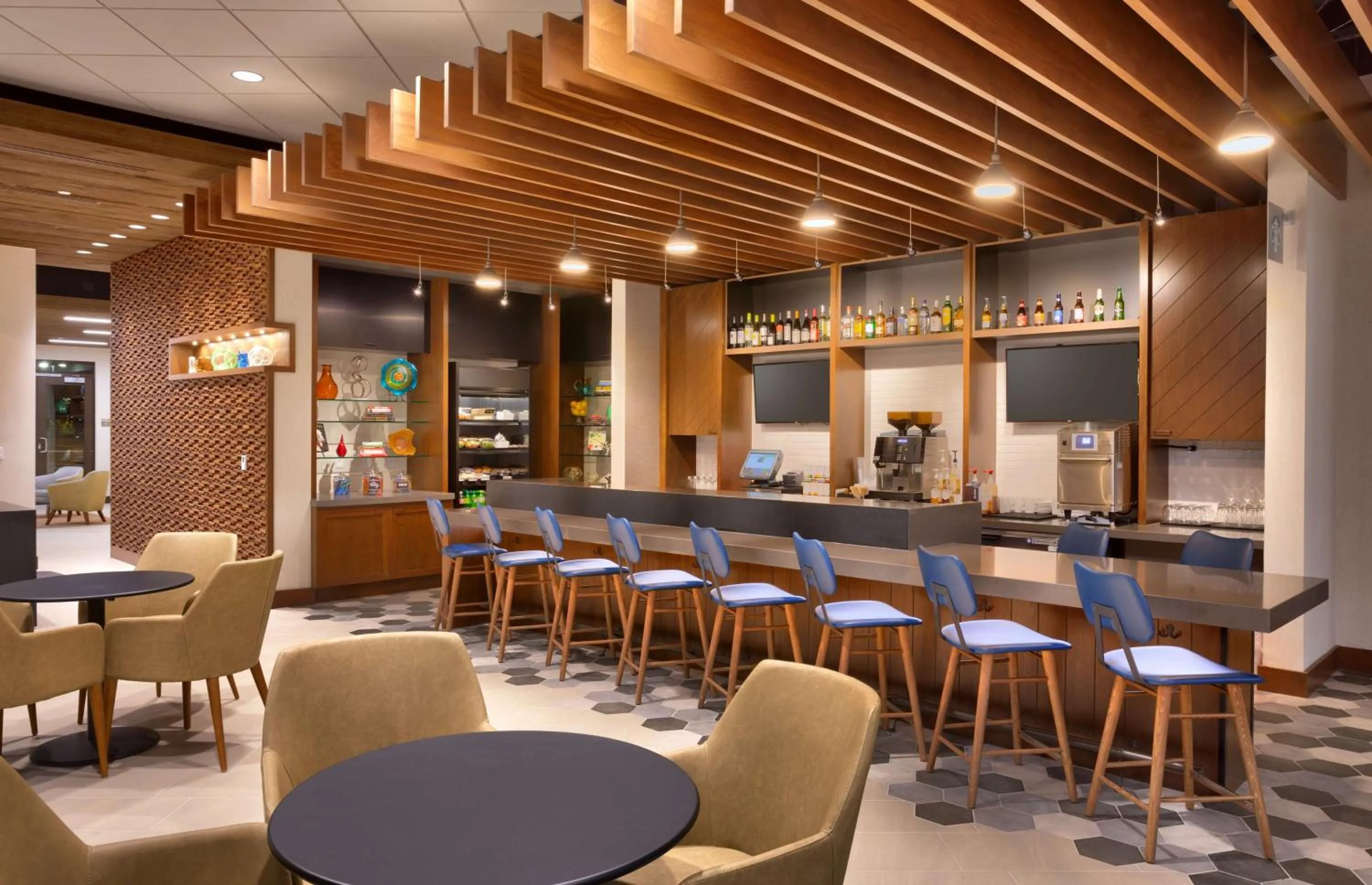 Lounge or bar in Hyatt Place Salt Lake City Farmington Station Park